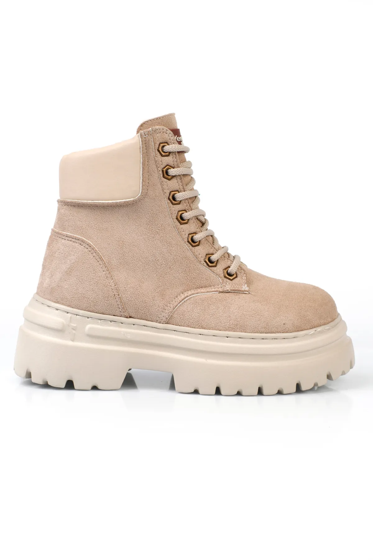 Capone Outfitters  Damen-Schnürstiefel mit runder Zehenpartie und Trac-Sohle