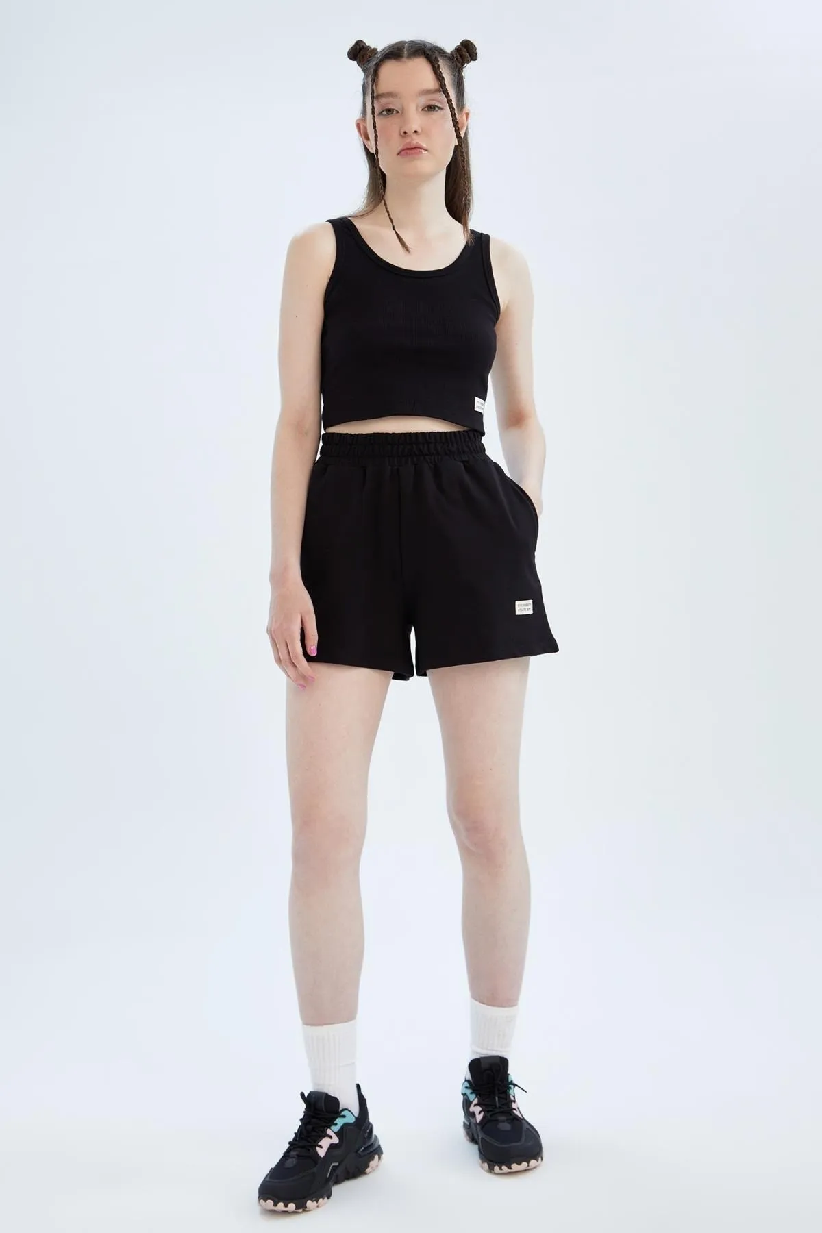 DeFacto  Passform: Slim-Fit-Shorts aus 100 % Baumwolle