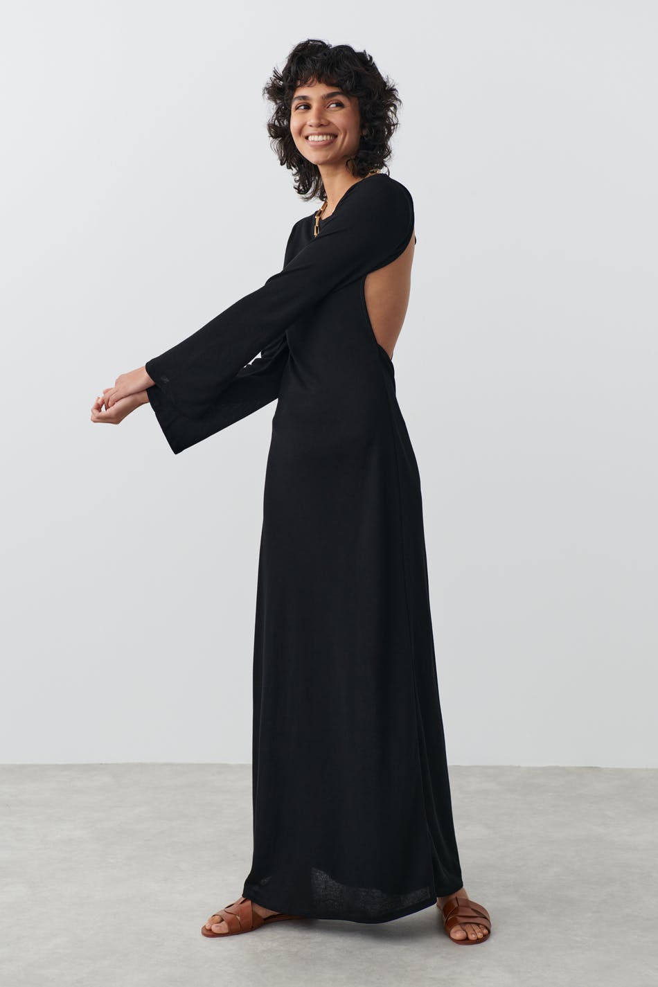 Open back maxi dress