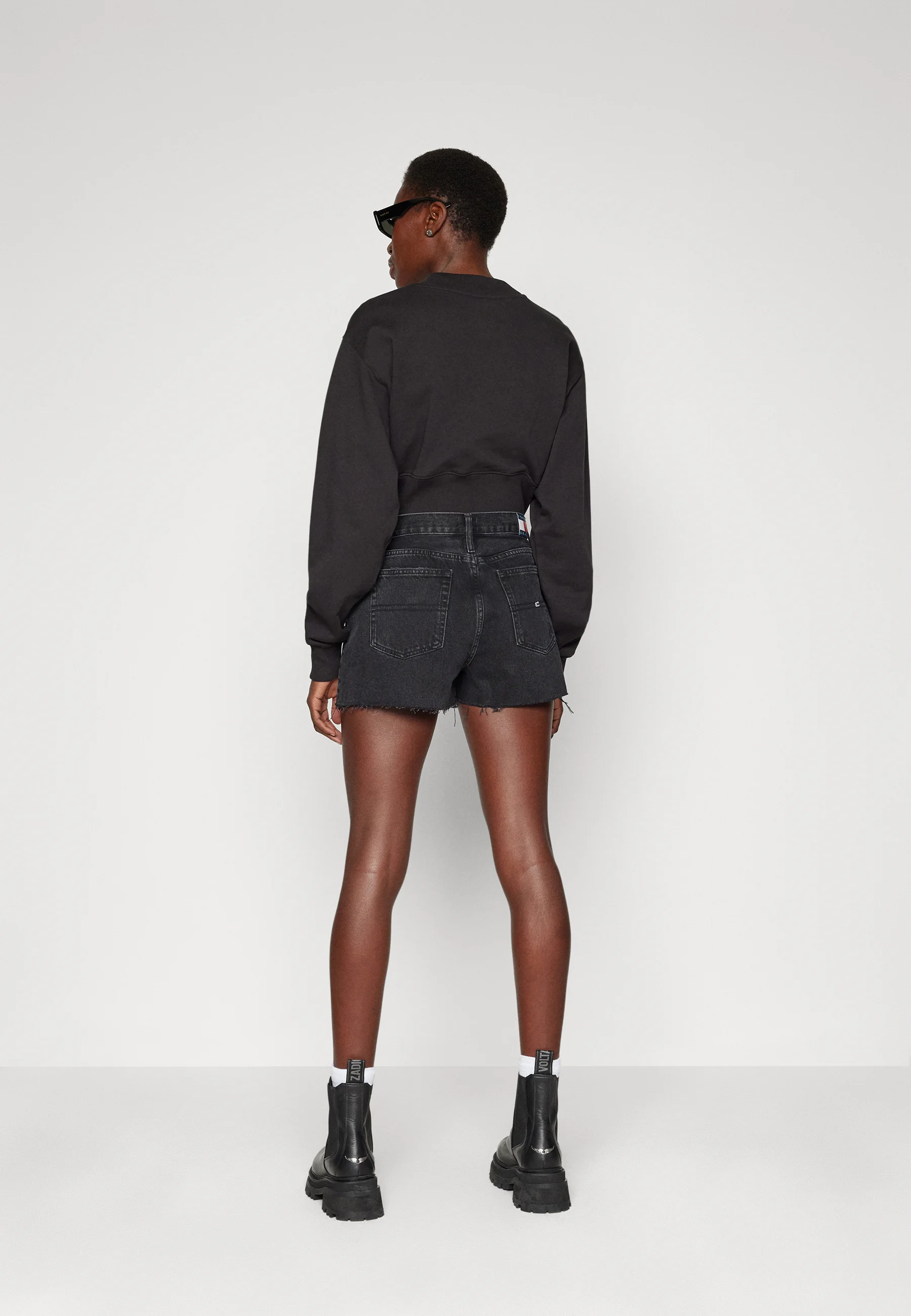 Tommy Jeans HOT PANT - Pantalones cortos vaqueros