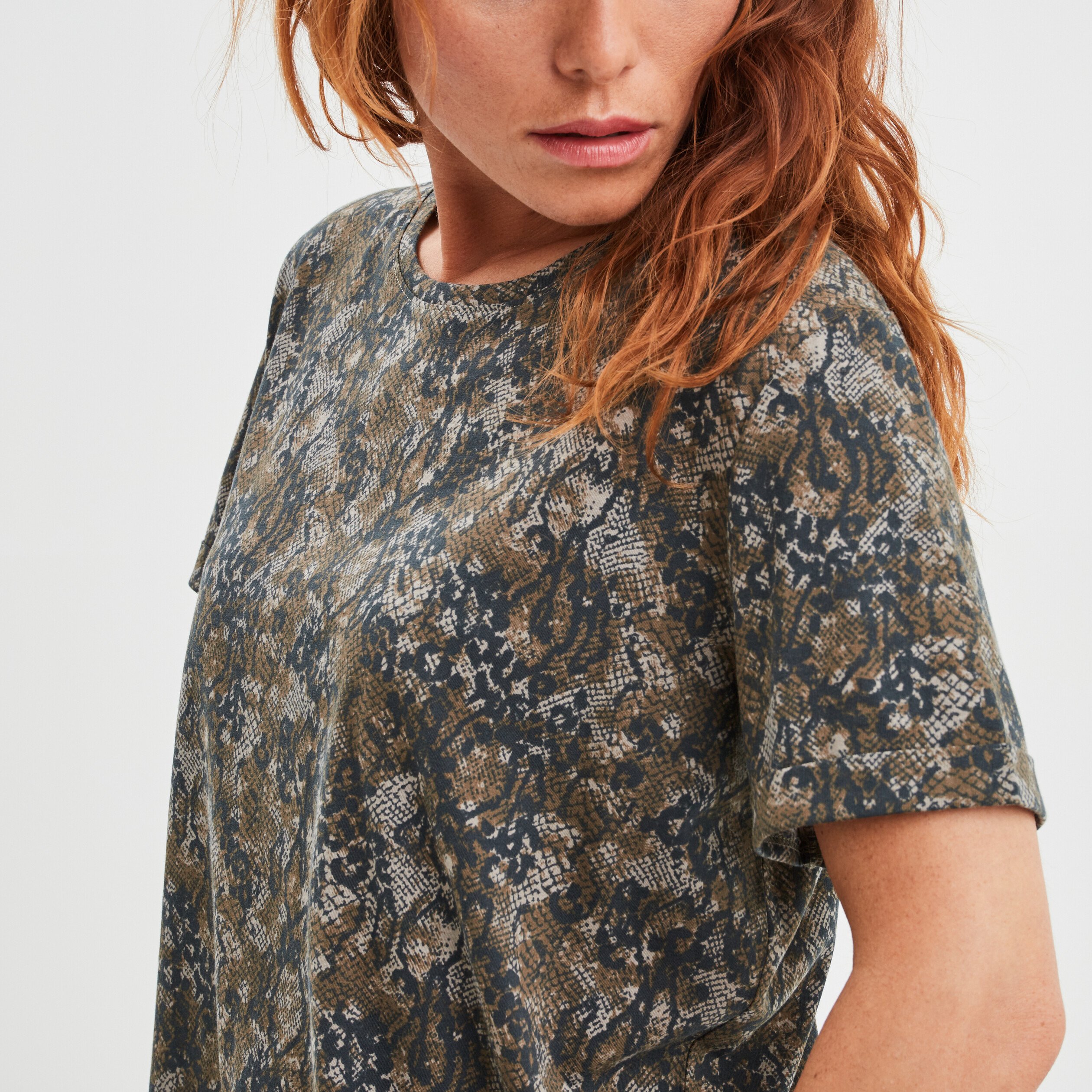 T-shirt oversize dos long Liberto vert kaki femme | La Halle