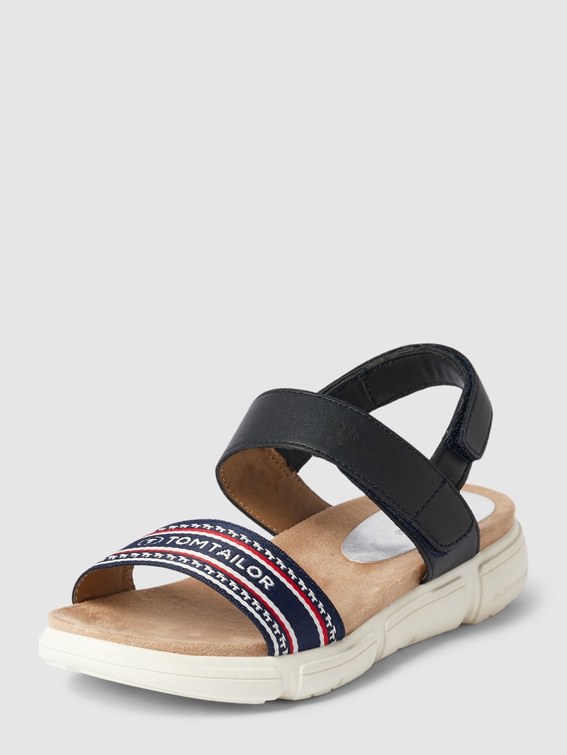 Sandalen mit Label-Detail in marineblau