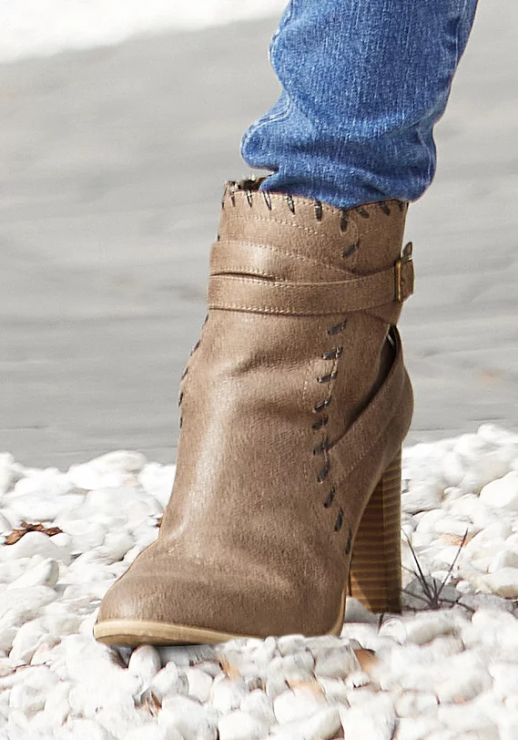 High-Heel-Stiefelette