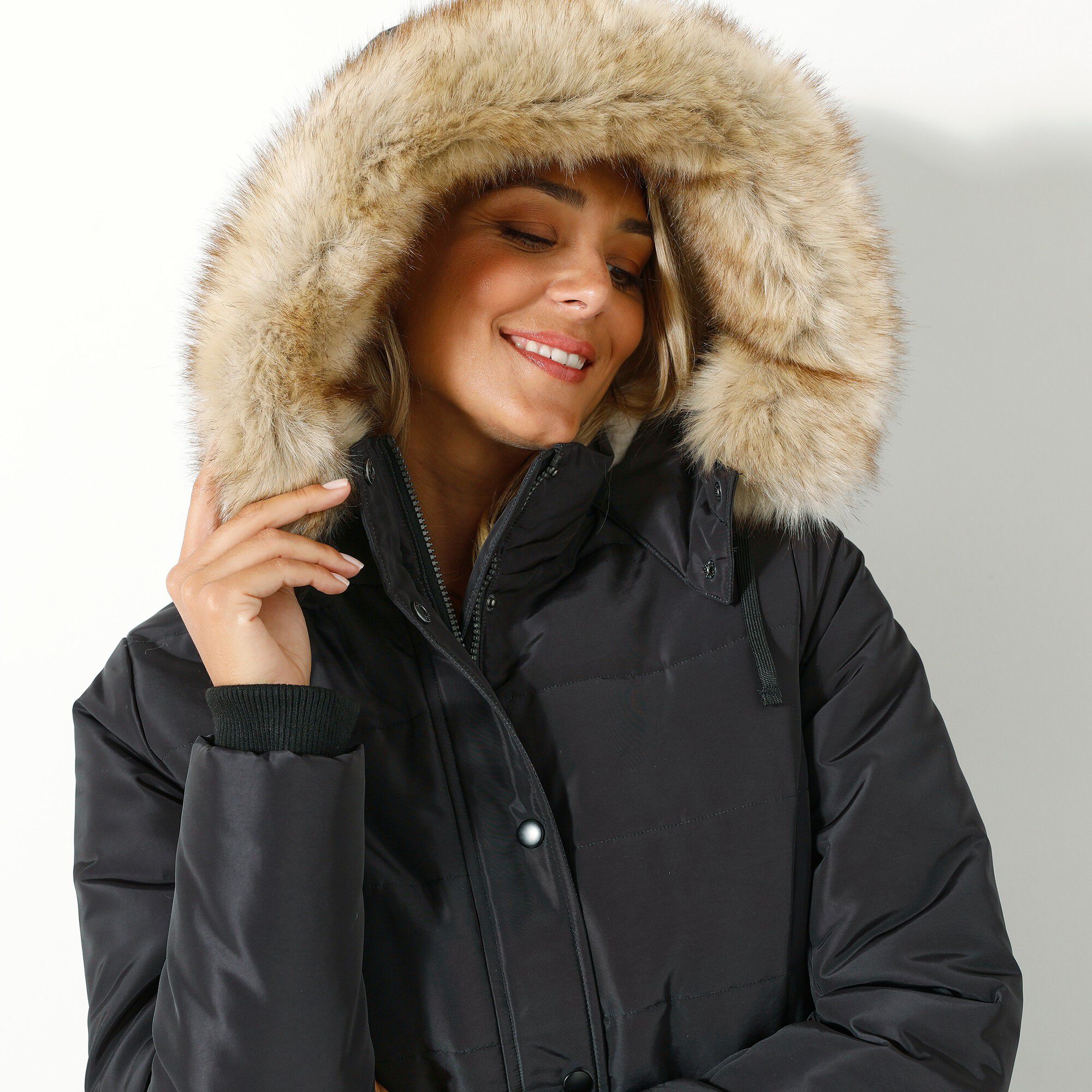 Doudoune à capuche imperméable, doublée maille peluche