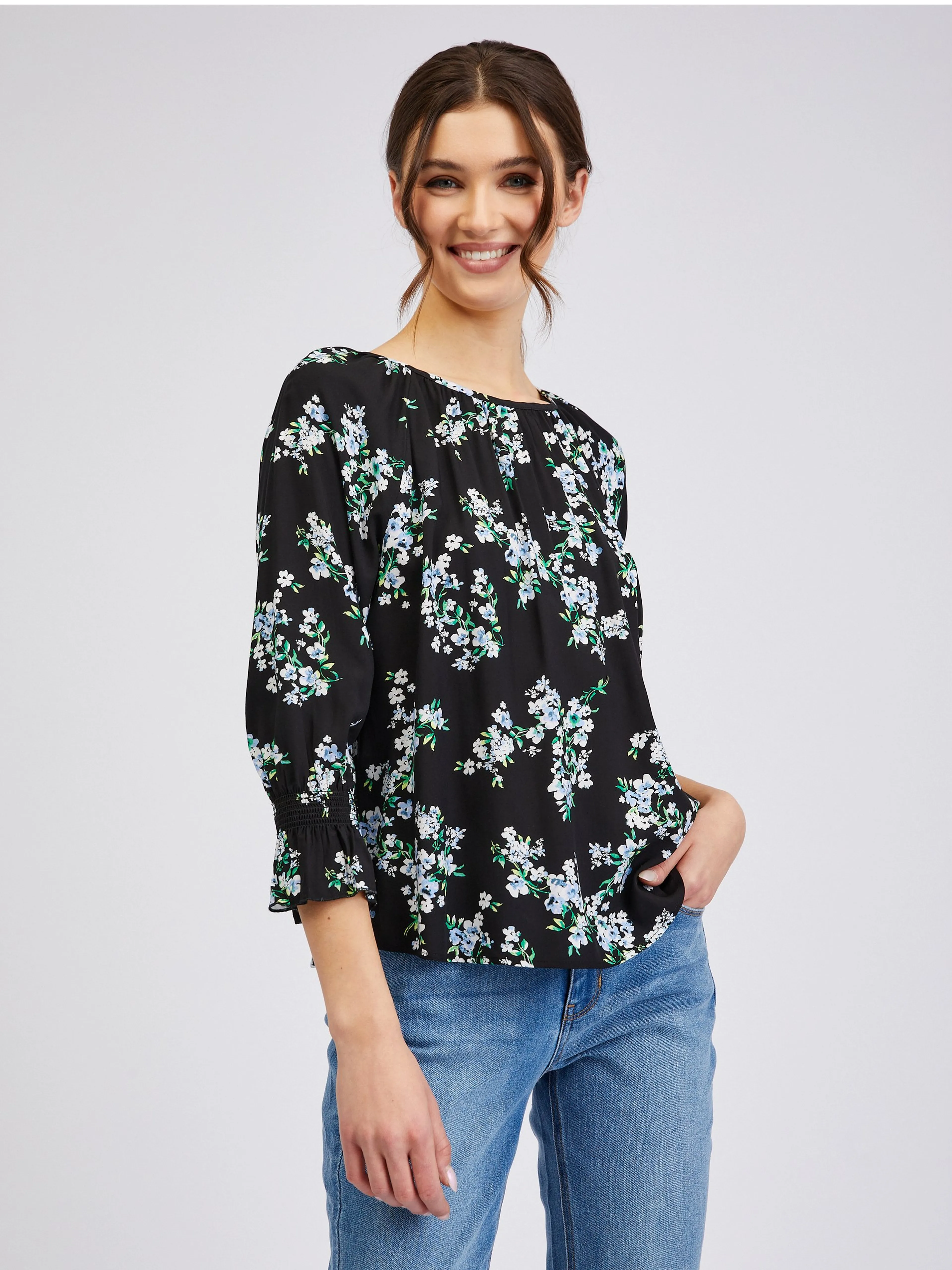 Schwarze Damenbluse mit Blumenmuster ORSAY