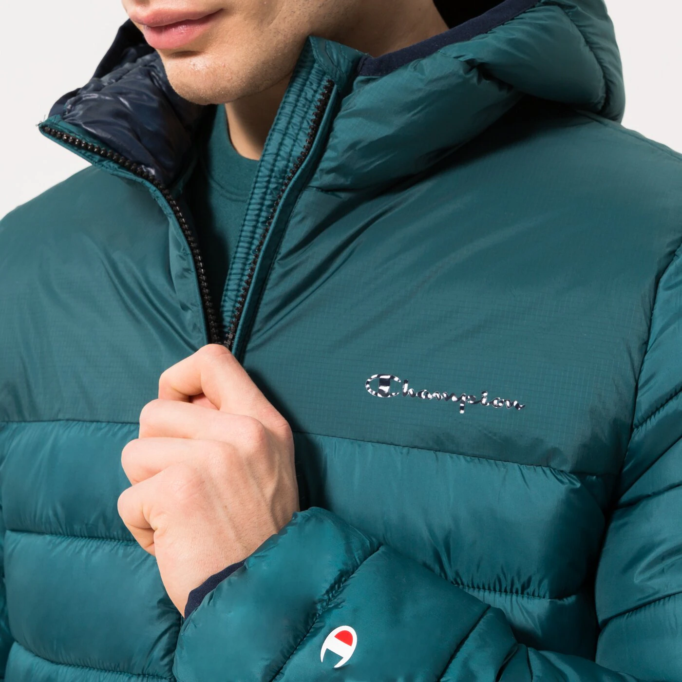 CHAMPION JACKE WINTER HOODED JACKET Grün
