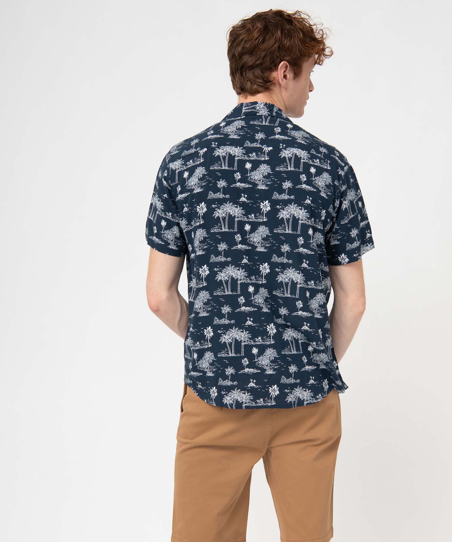 Chemise homme à manches courtes en viscose fluide imprimée imprime | GEMO