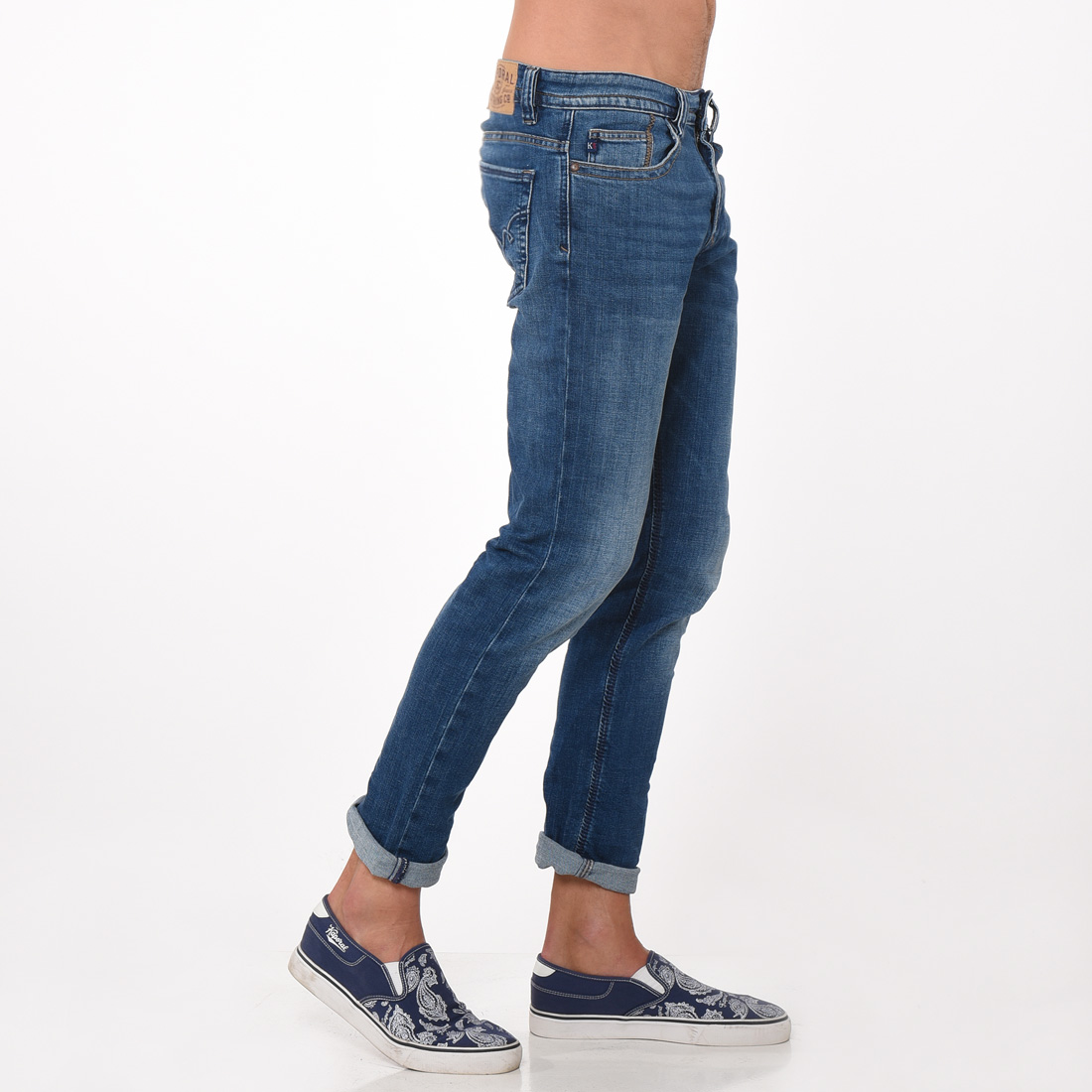 BROZZ  Jeans coupe straight denim légèrement délavé