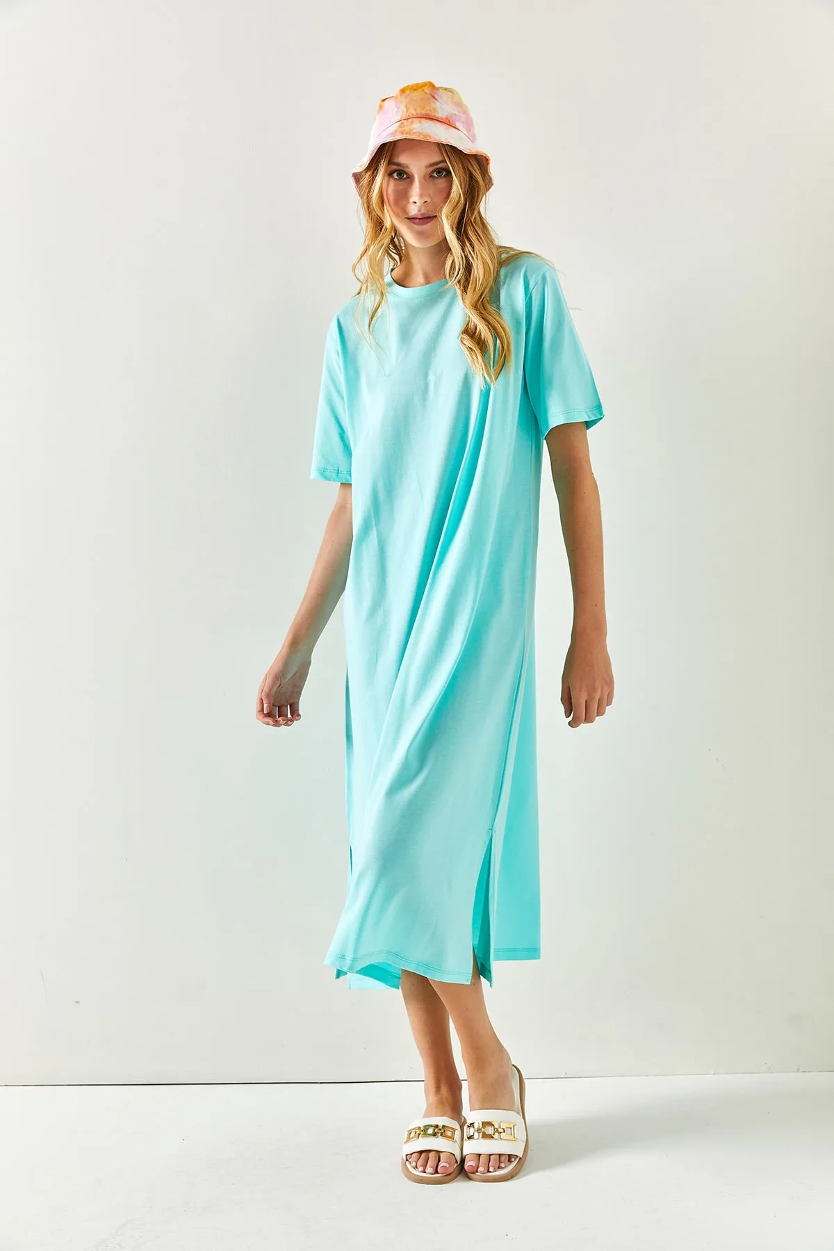 Olalook  Mintgrünes Oversize-Baumwollkleid für Damen mit Seitenschlitzen ELB-19001880