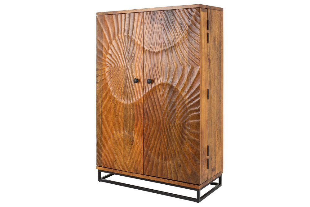 riess-ambiente Barschrank SCORPION 141cm braun / schwarz (Einzelartikel, 1-St) Wohnzimmer · Massivholz · Metall · 3D Schnitzereien