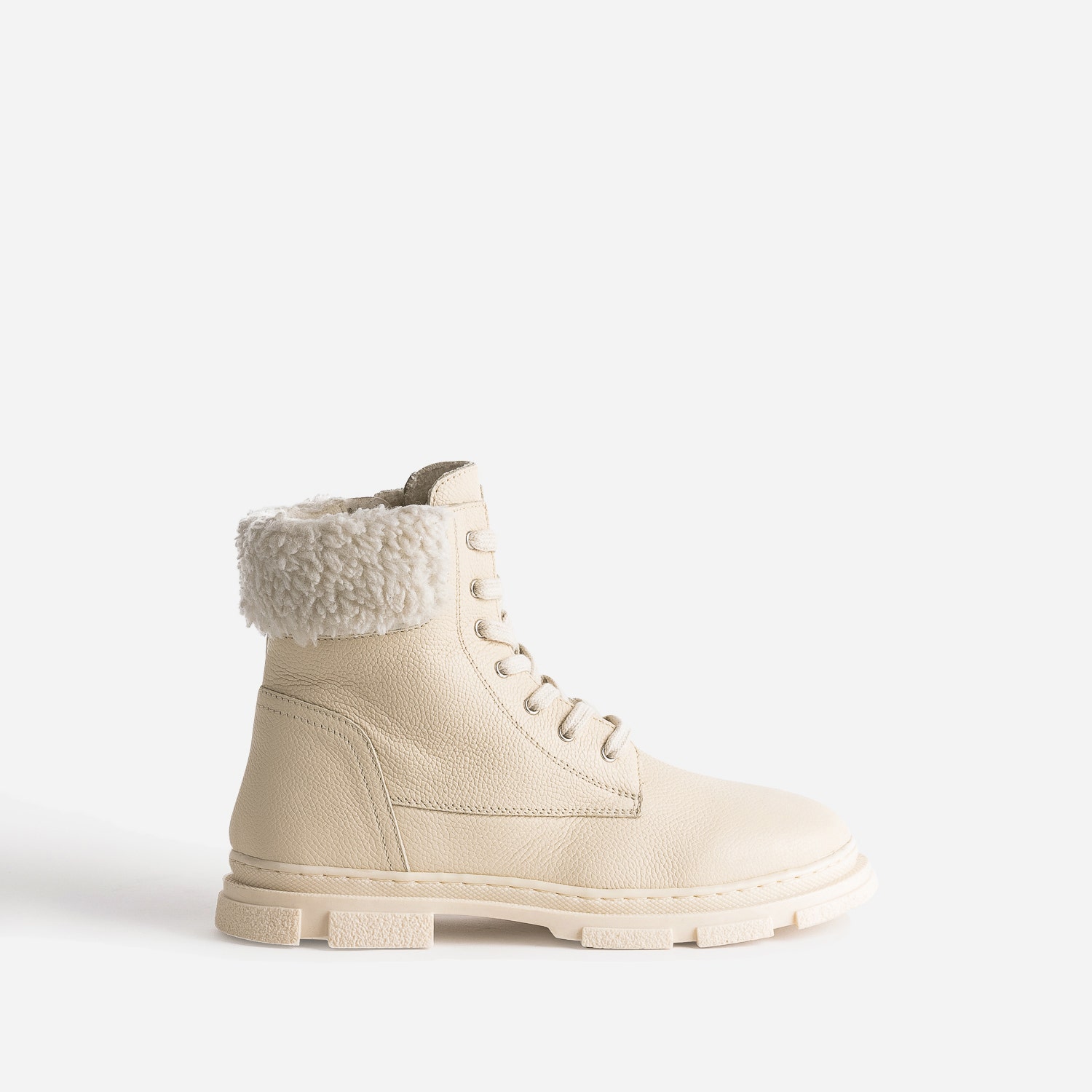 Boots éco-conçu à lacet BUGGY écru en cuir fourré