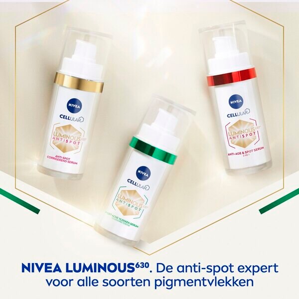NIVEA Cellular Luminous630 ránctalanító és pattanás elleni szérum 30ml - Érett bőrre