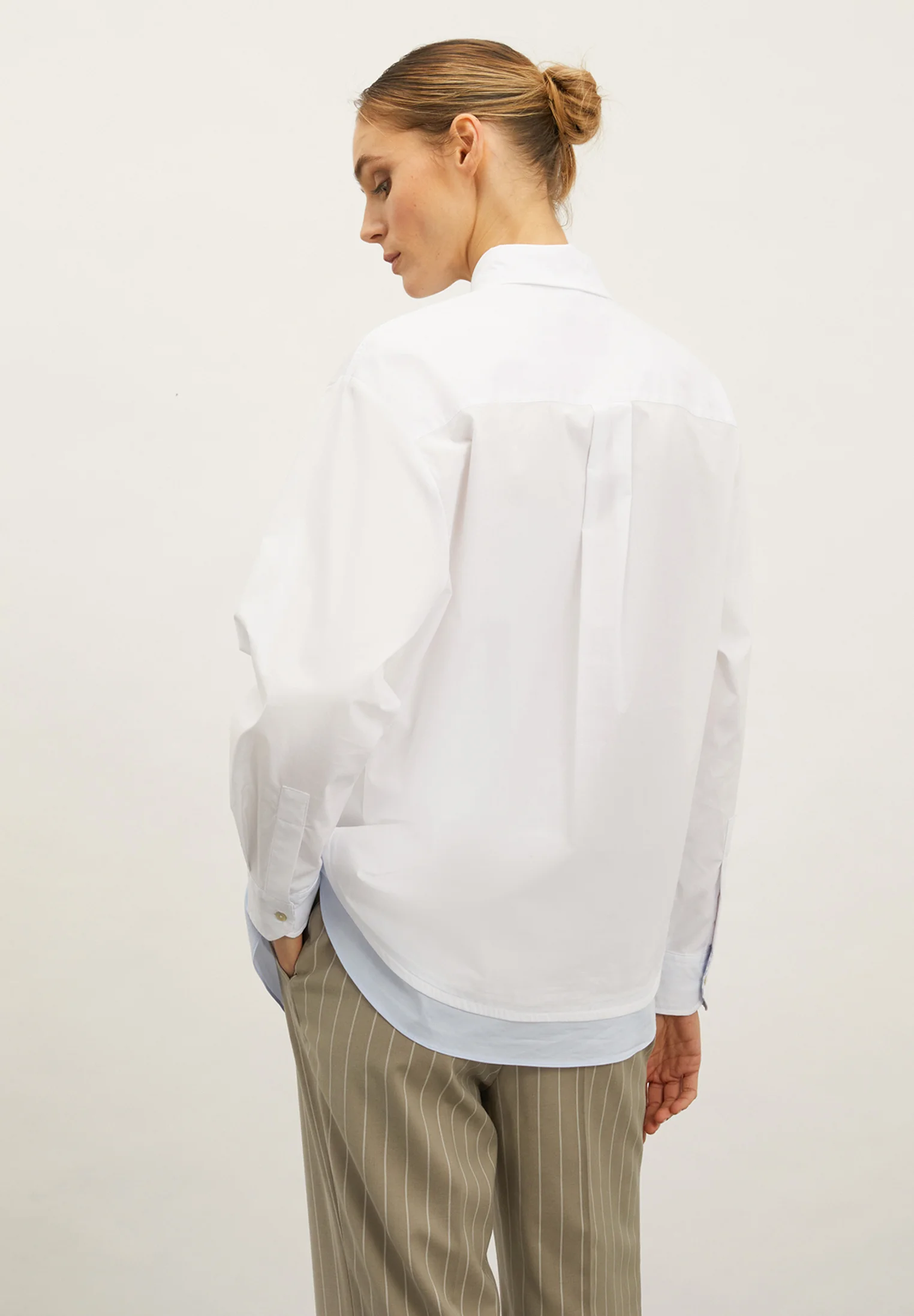 Motivos SOBRE DOBLE FONDO - Camisa