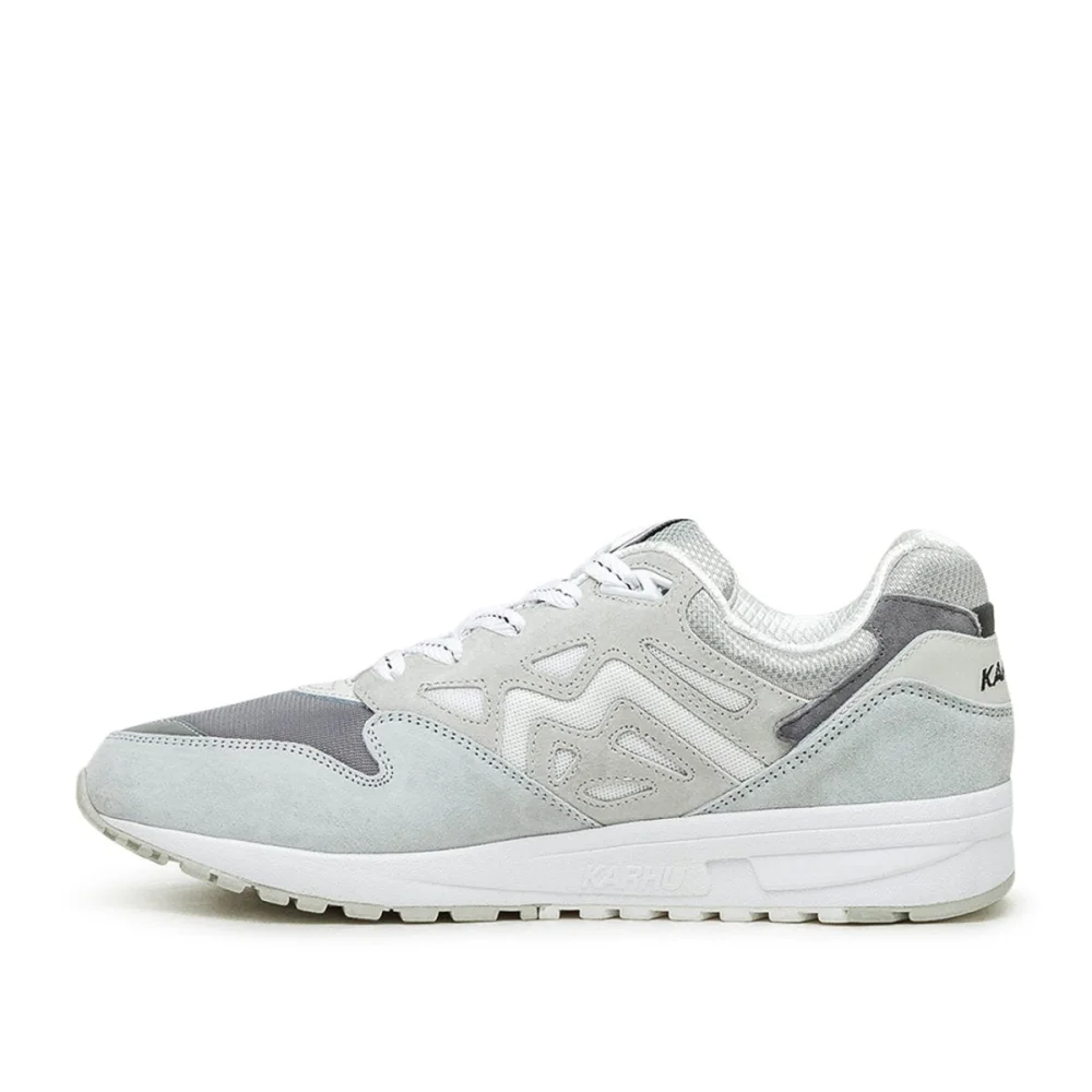 Karhu Legacy 96 F806021 / grau