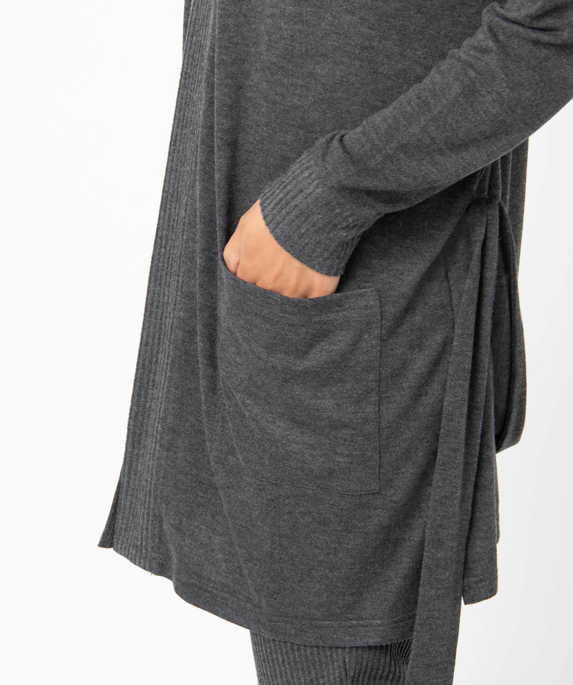 Veste d'intérieur femme en maille duveteuse avec ceinture à nouer