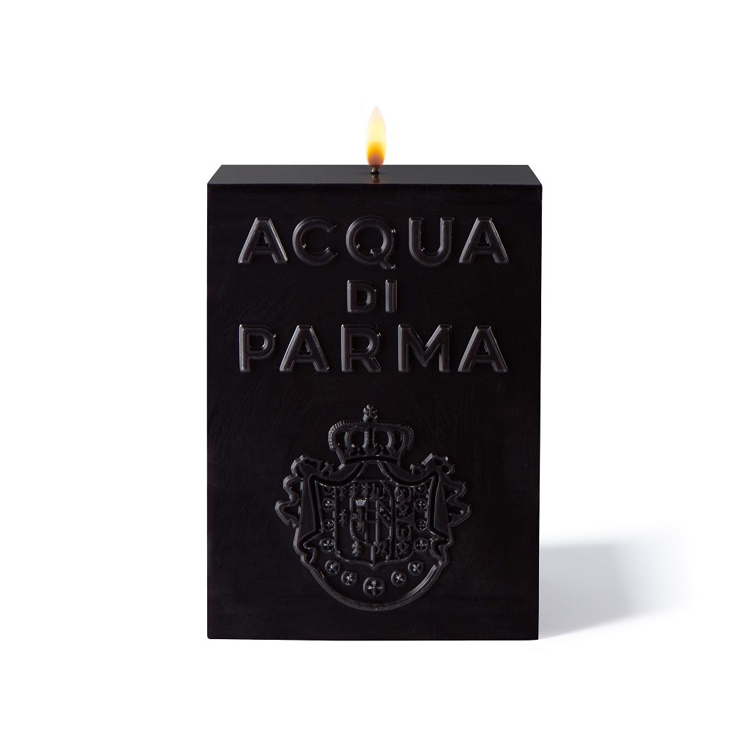 Schwarze Cube Candle Ambra