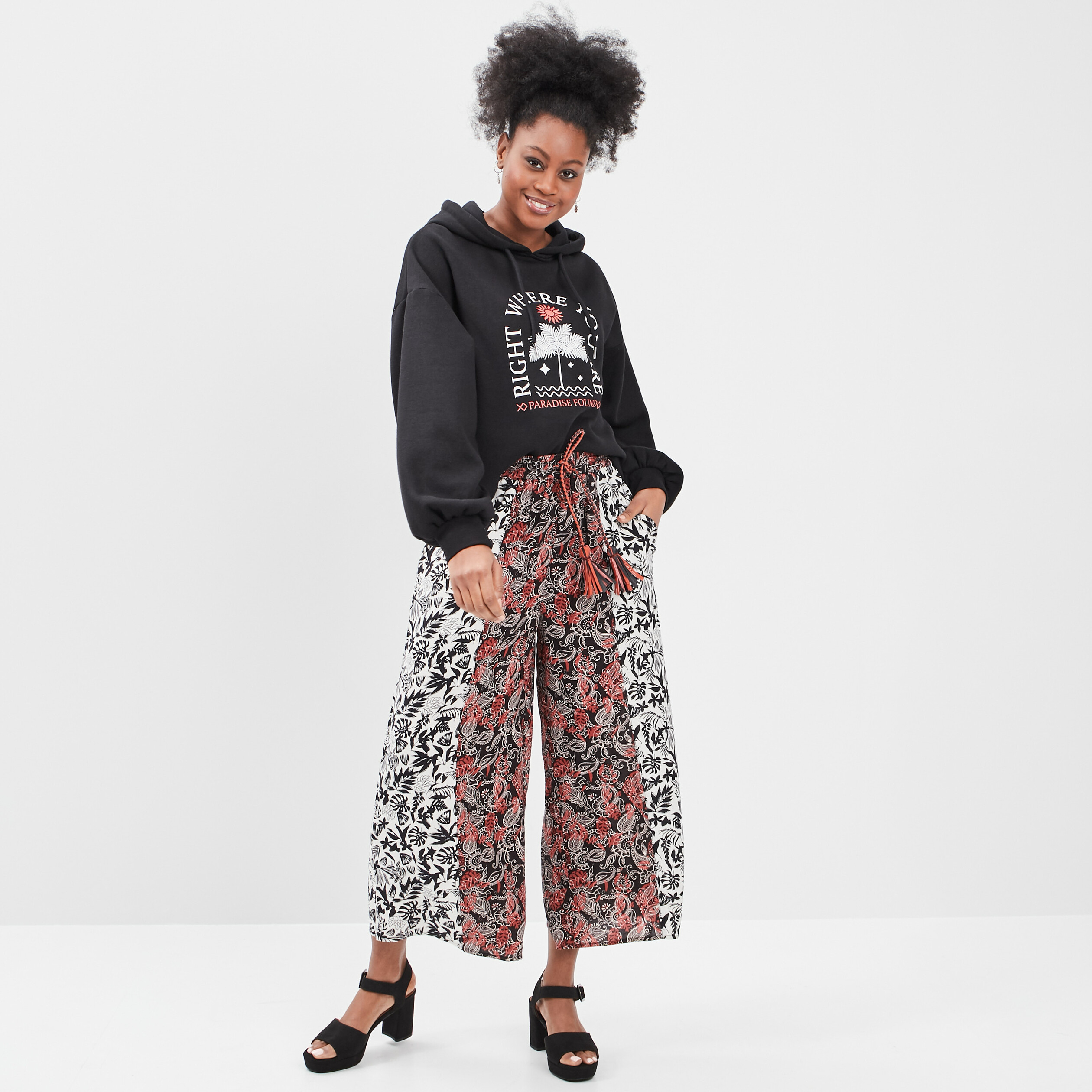 Sweat à capuche hoodie oversize noir femme | La Halle