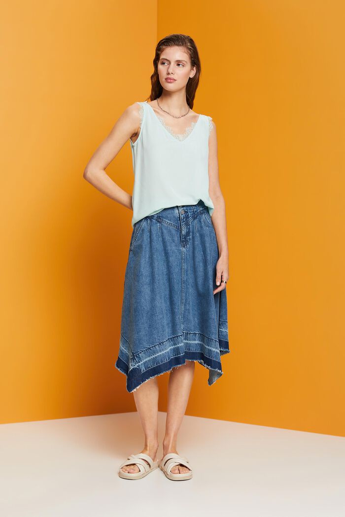 Ärmellose Bluse mit Spitzenbesatz