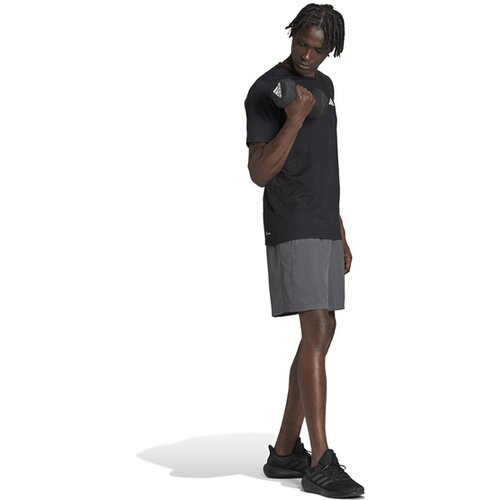 HERREN SHORTS TRAIN ESSENTIALS WOVEN TRAINING (LÄNGE 7 ZOLL)