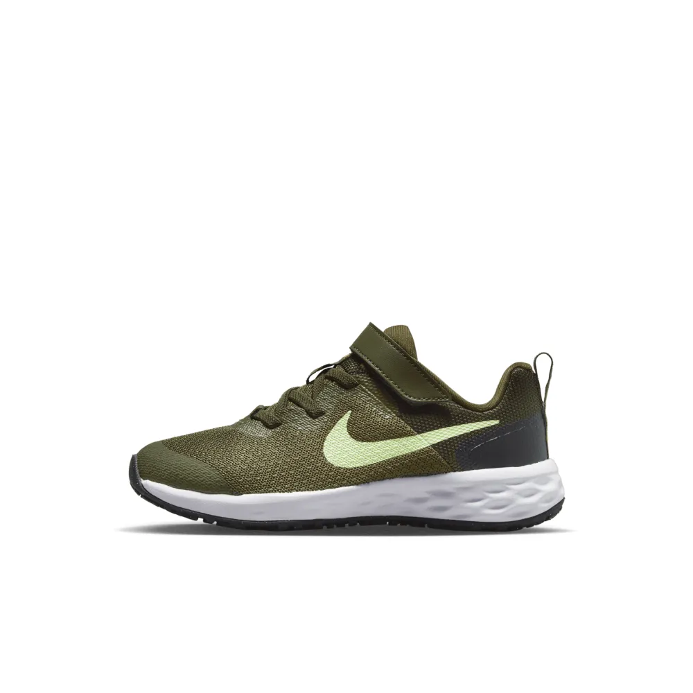 Nike Revolution 6 DD1095-300 / grün