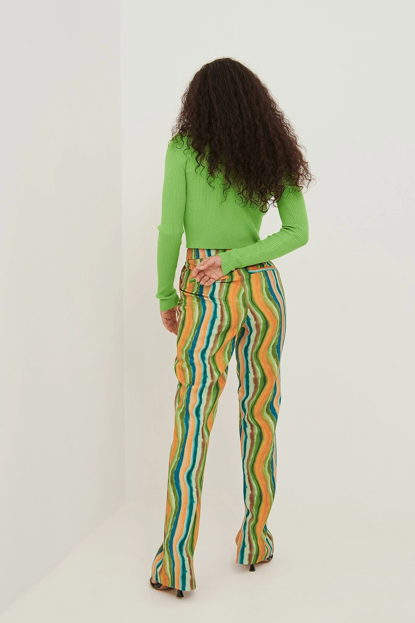 Hose mit Seitenschlitz