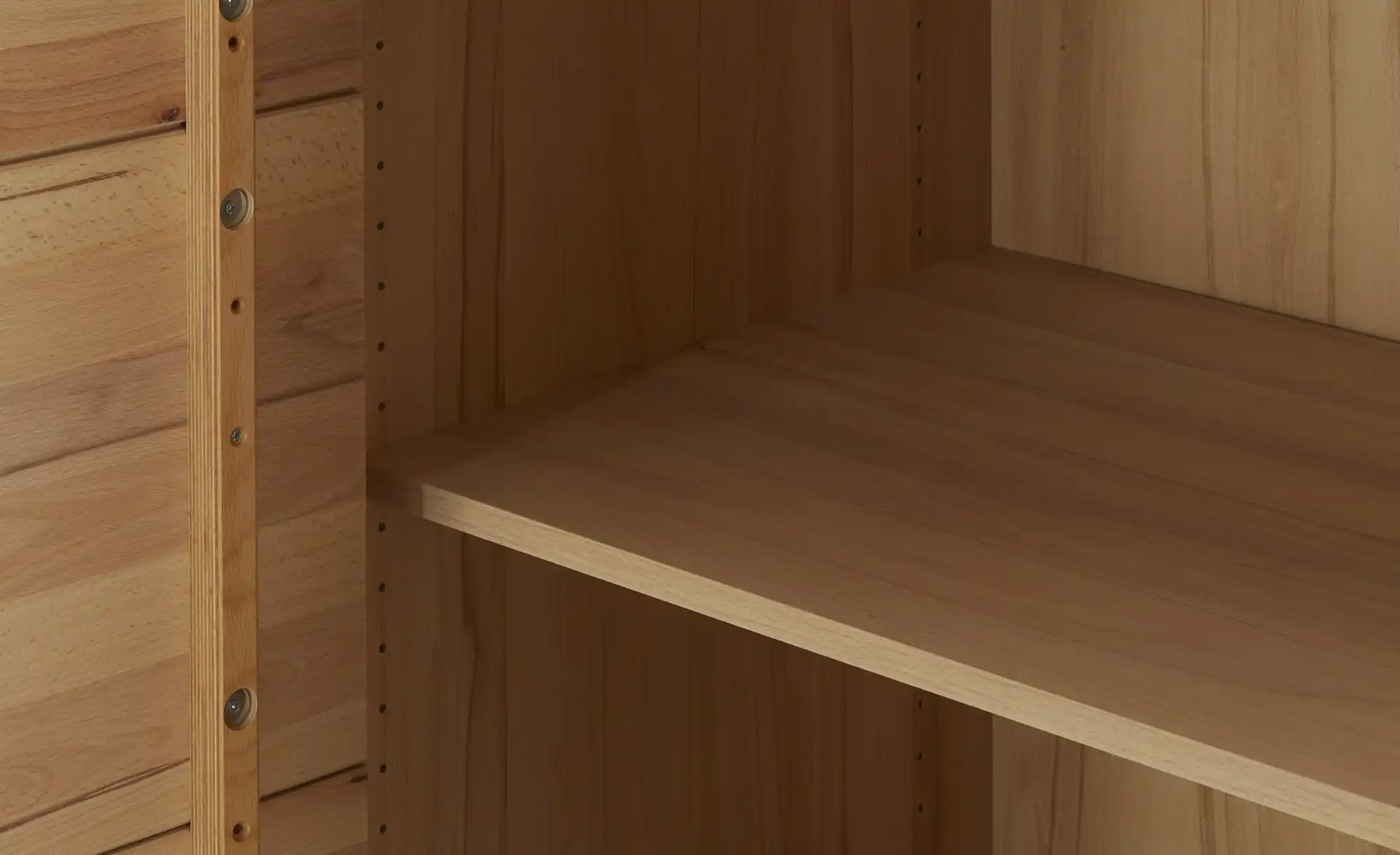 Kleiderschrank