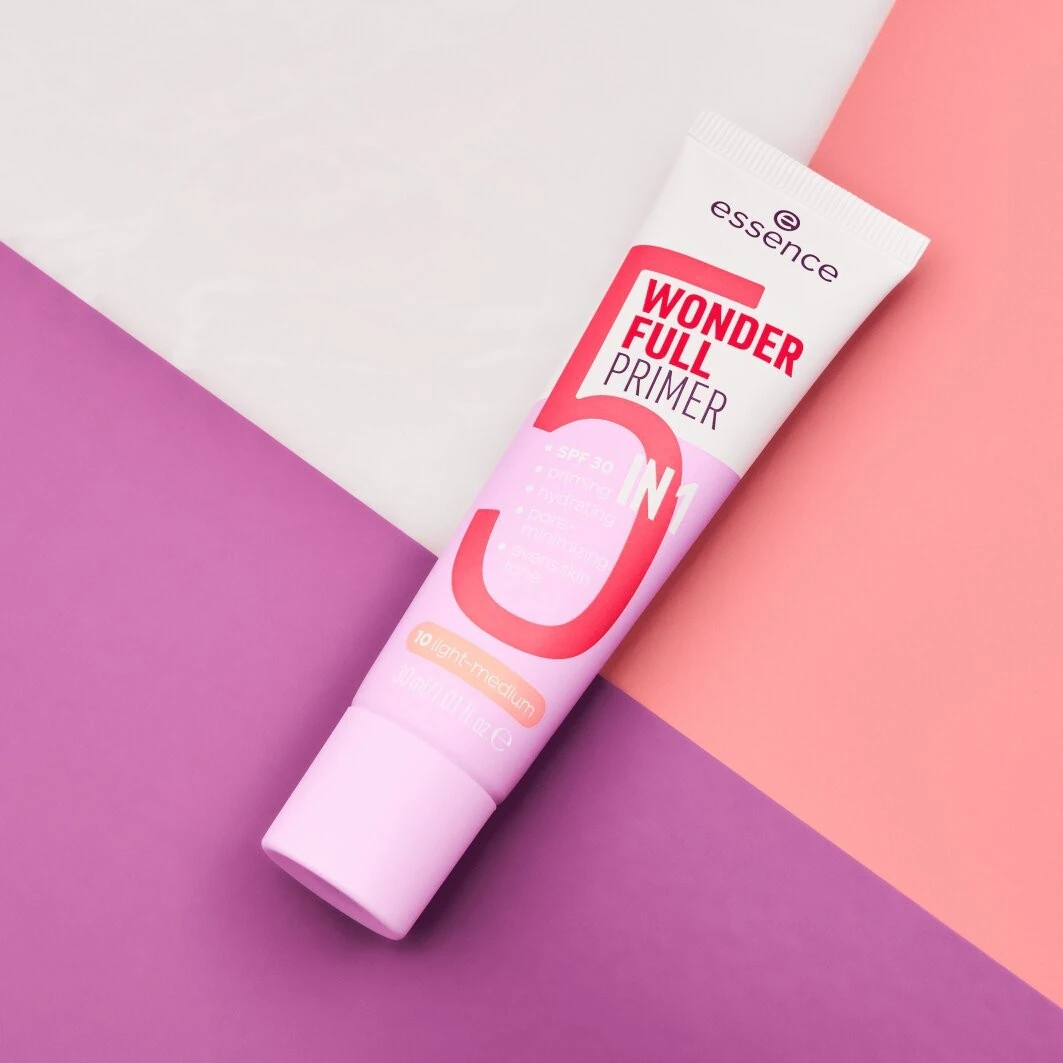 Essence Wonder teljeskörű alapozó 5 az 1-ben