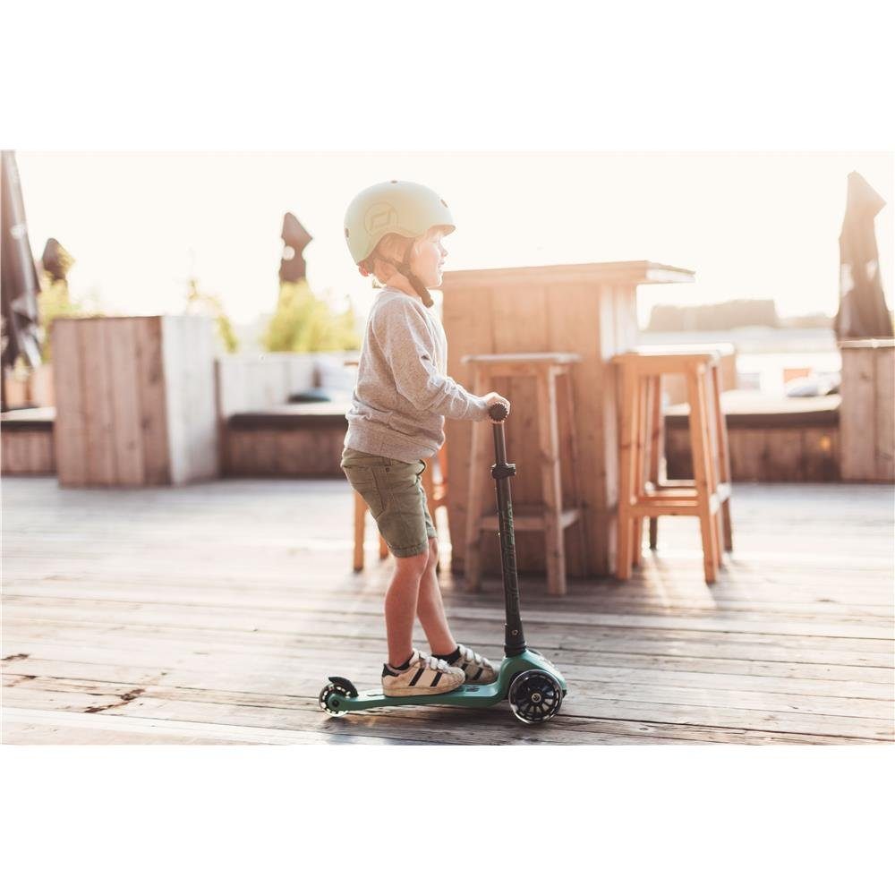 Scoot and Ride Dreiradscooter Highwaykick 3 LED Forest, LED Beleuchtung, Kinderroller, Scooter, Kickboard, faltbar, grün