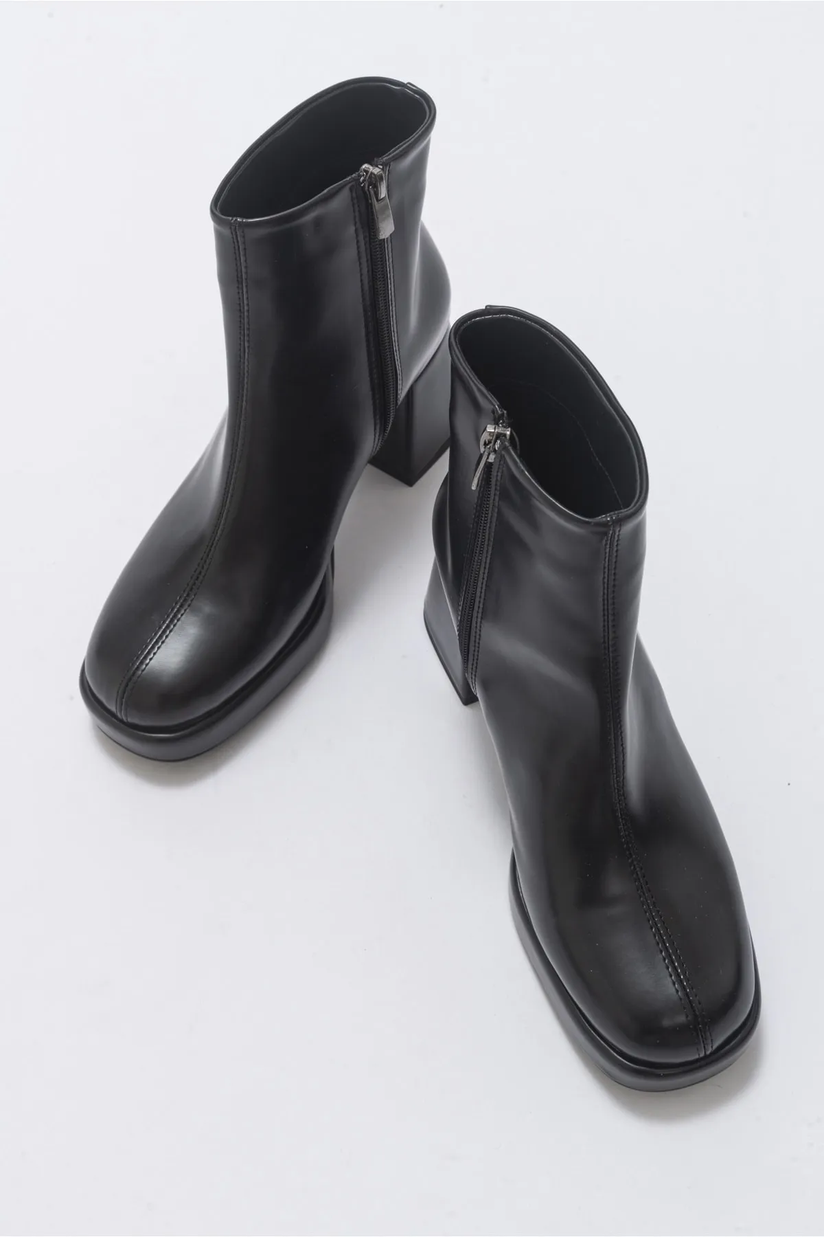 LuviShoes  Fore Black Skin Damenstiefel