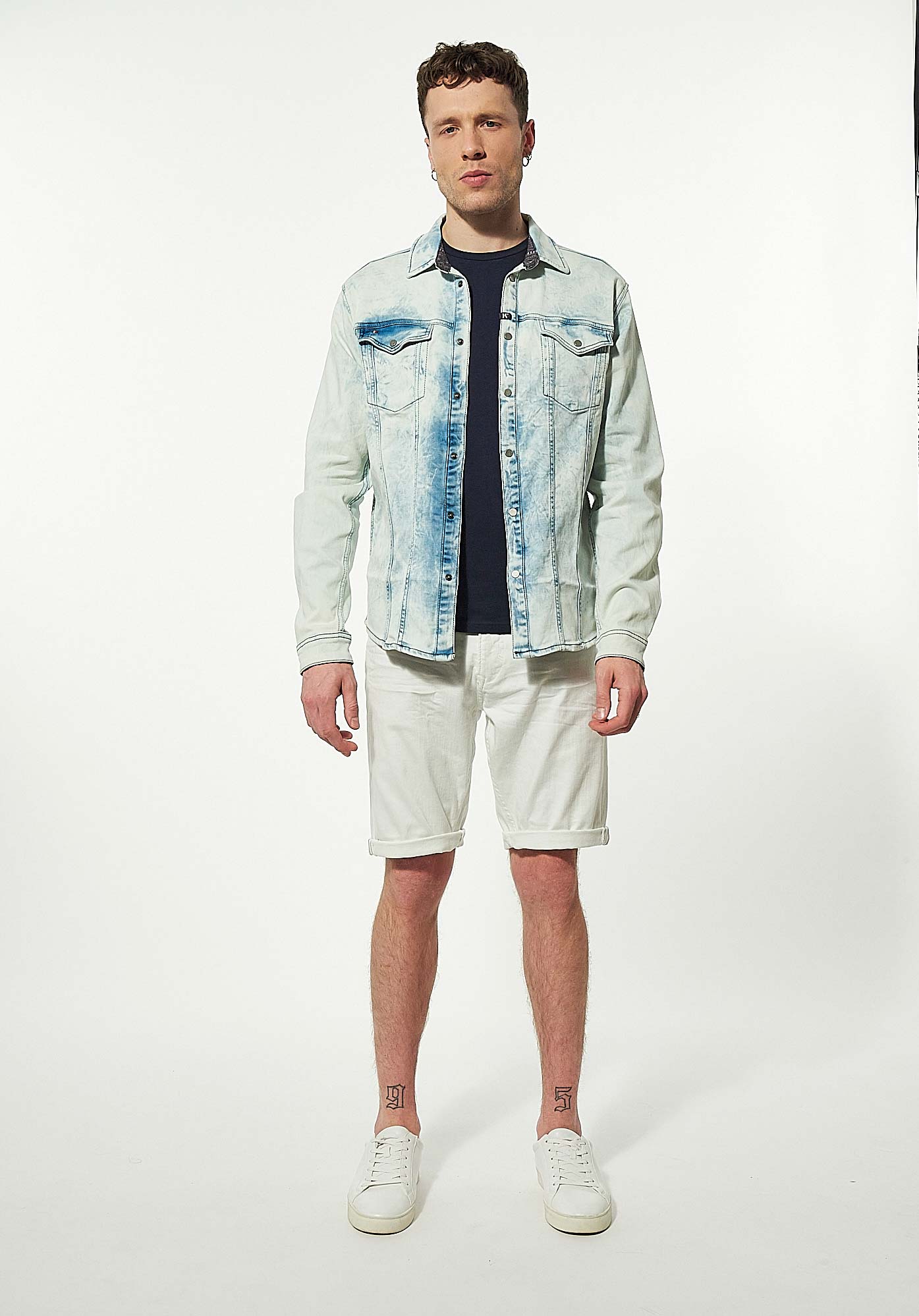 TIZIO  Chemise en jean tie and dye Homme