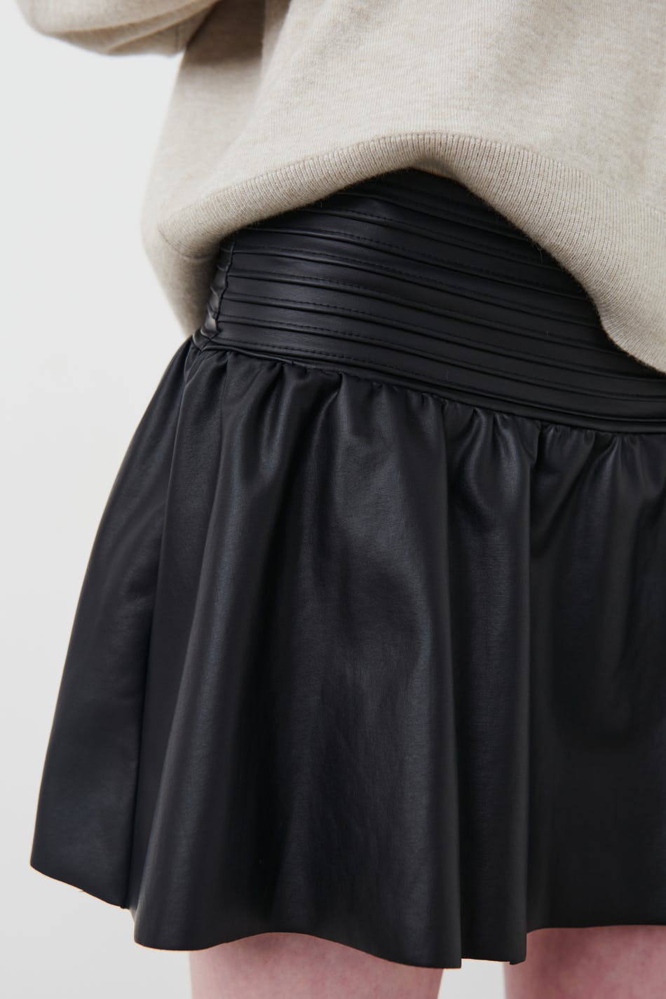 Y low waist pu skirt