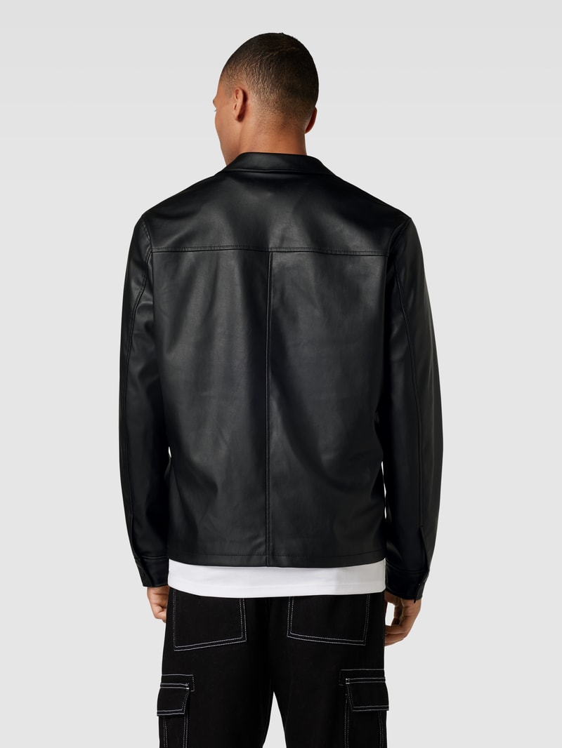 Hemdjacke in Leder-Optik in schwarz