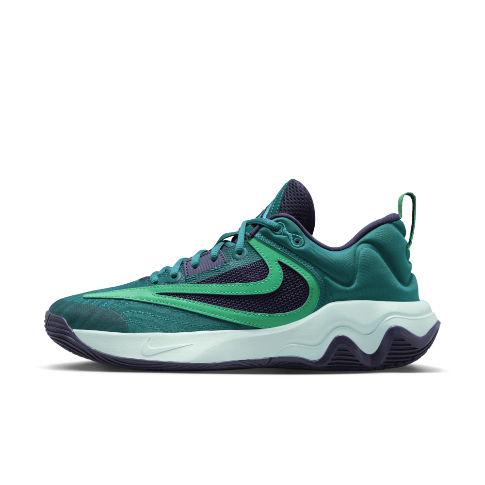 Nike Giannis Immortality 3 DZ7533-301 / grün