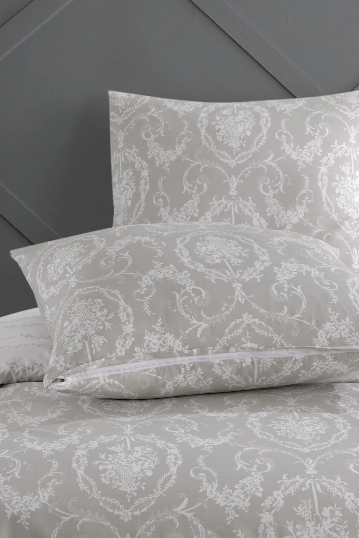 Nordqueen  Ranforce Doppelbett, 100 % Baumwolle, mit Reißverschluss, Bettbezug (200 x 200), Kissenbezug (80 x 80) mit Reißverschluss