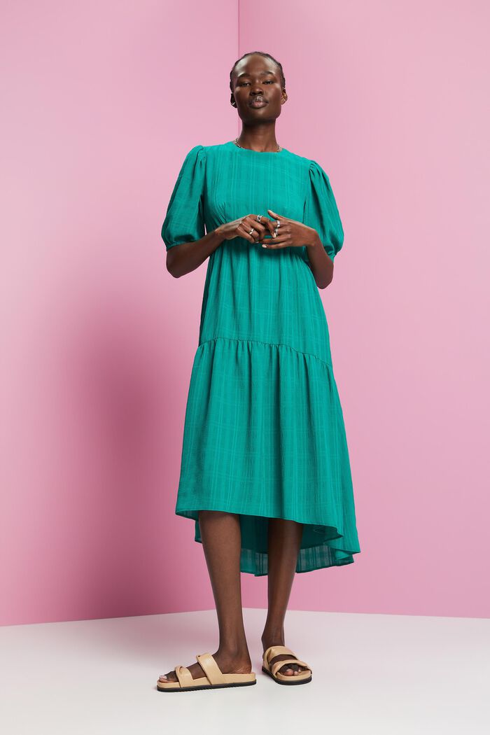 Leichtes Midikleid mit Ballonärmeln