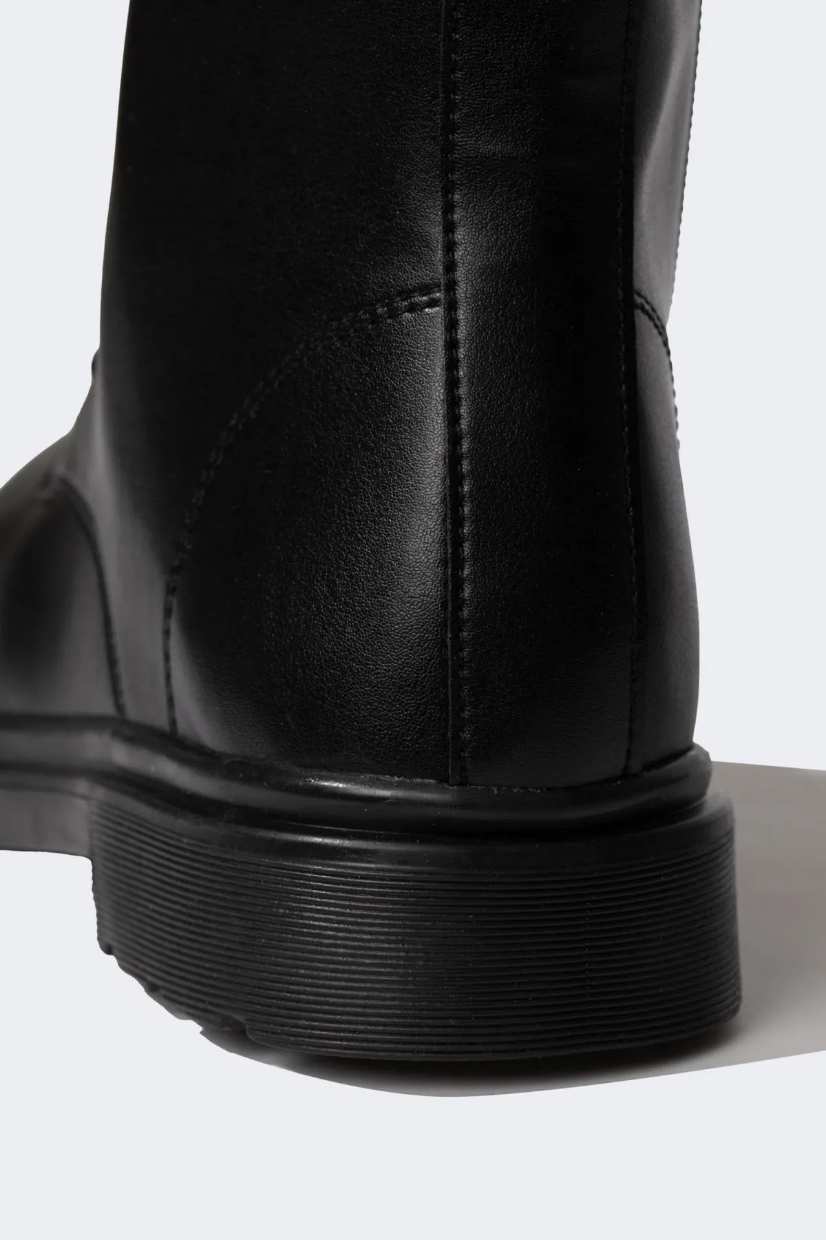 DeFacto  Damen-Winterstiefel aus Kunstleder mit Schnürung und Reißverschluss und dicker Sohle B0933ax23au