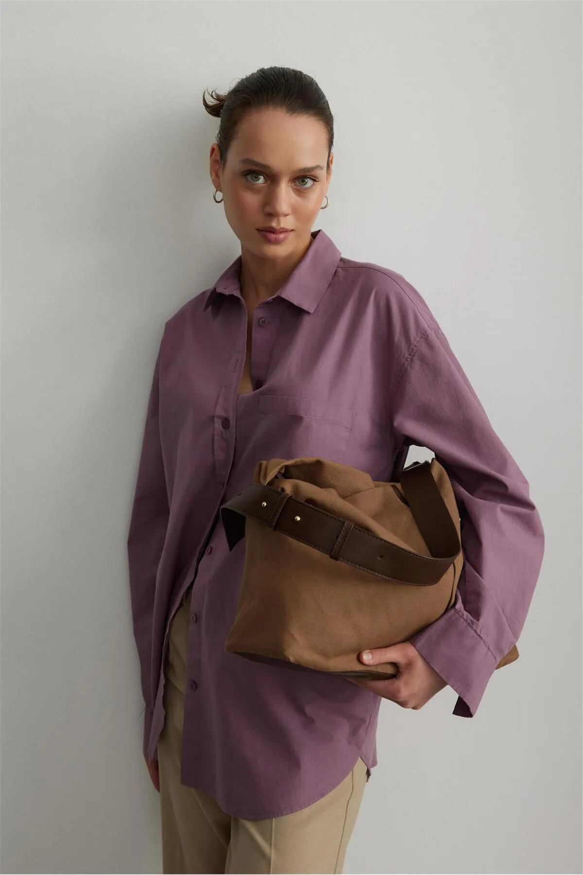 Suud Collection  Braune Canvas-Korbtasche