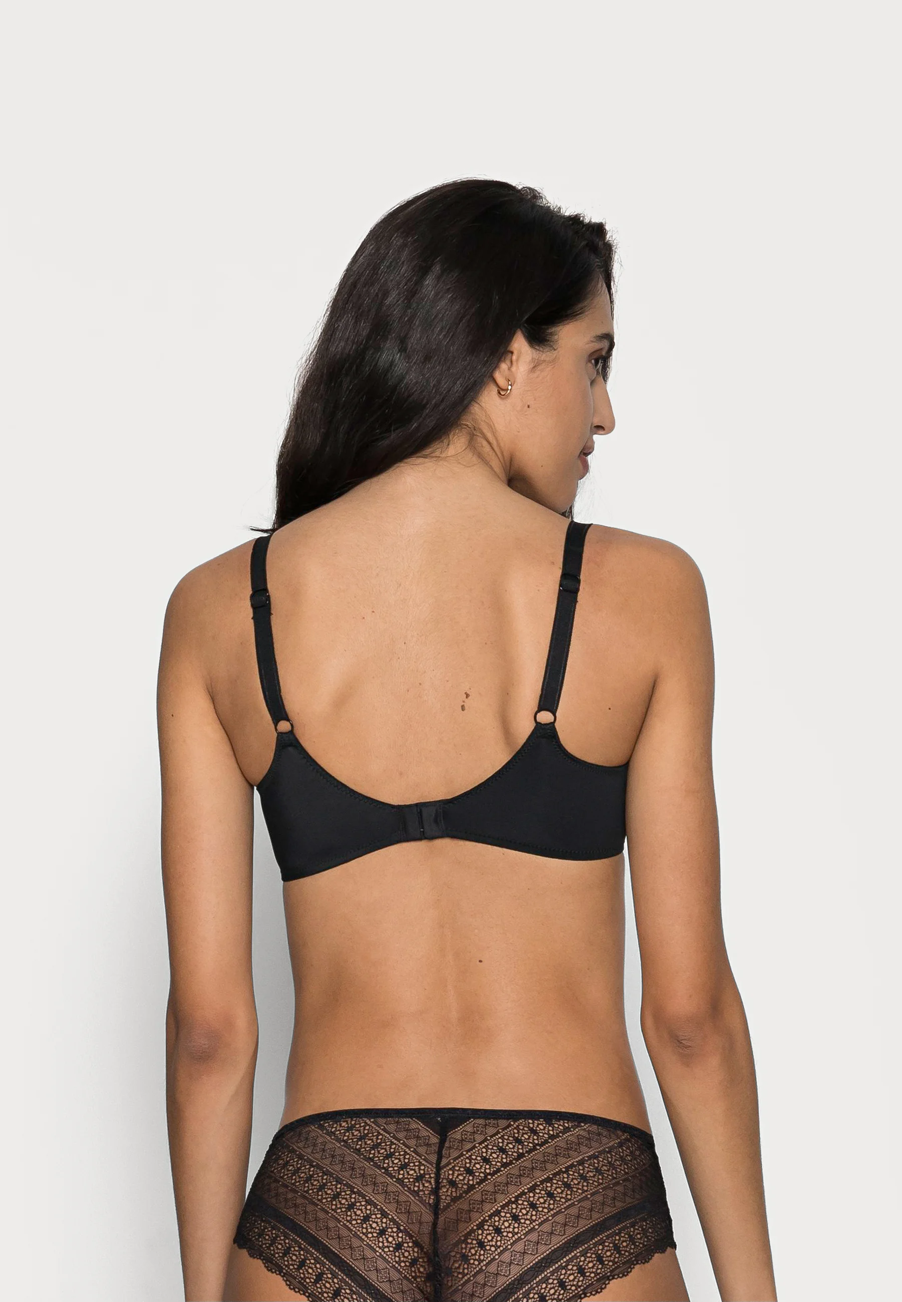Sujetador con aros WILD BLOOMS de Marks & Spencer
