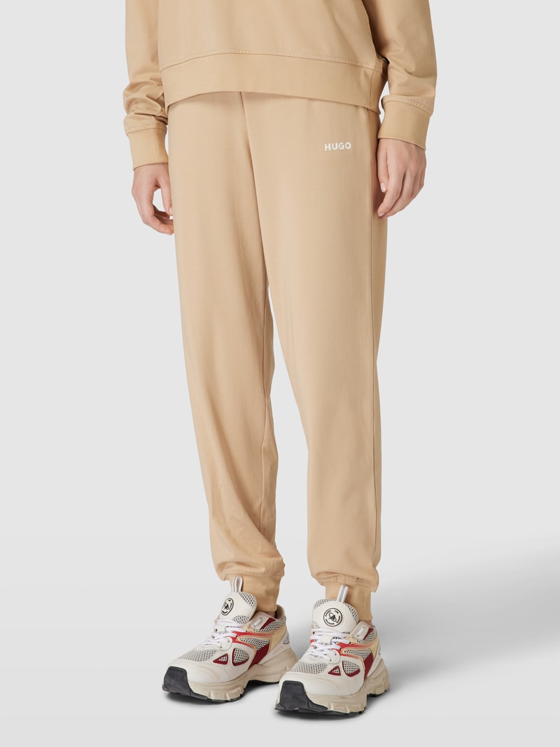 Sweatpants mit Label-Stitching in beige