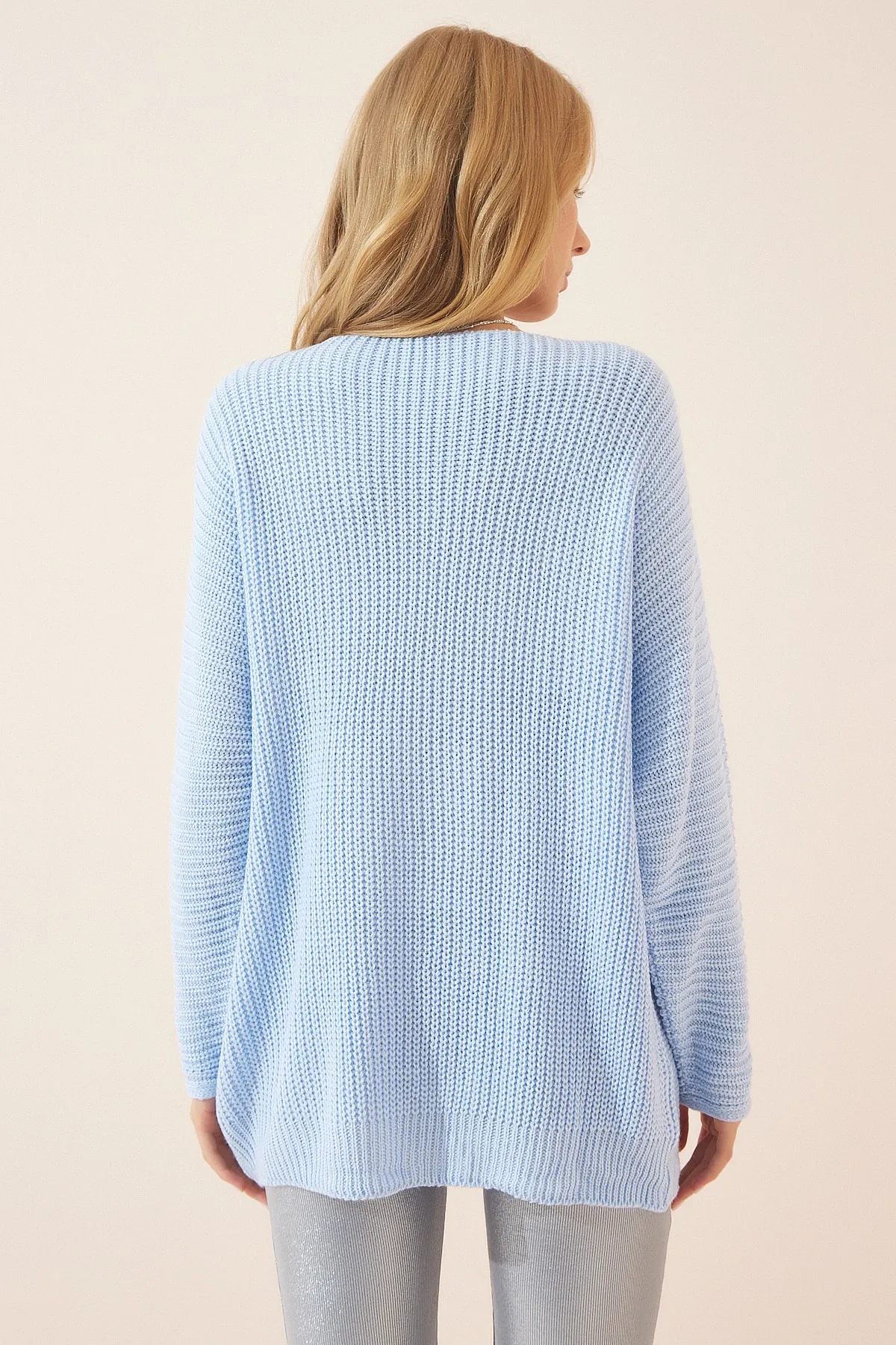 Happiness İstanbul  Himmelblaues Thessaloniki-Sweatshirt mit V-Ausschnitt für Damen in Übergröße ZA00059