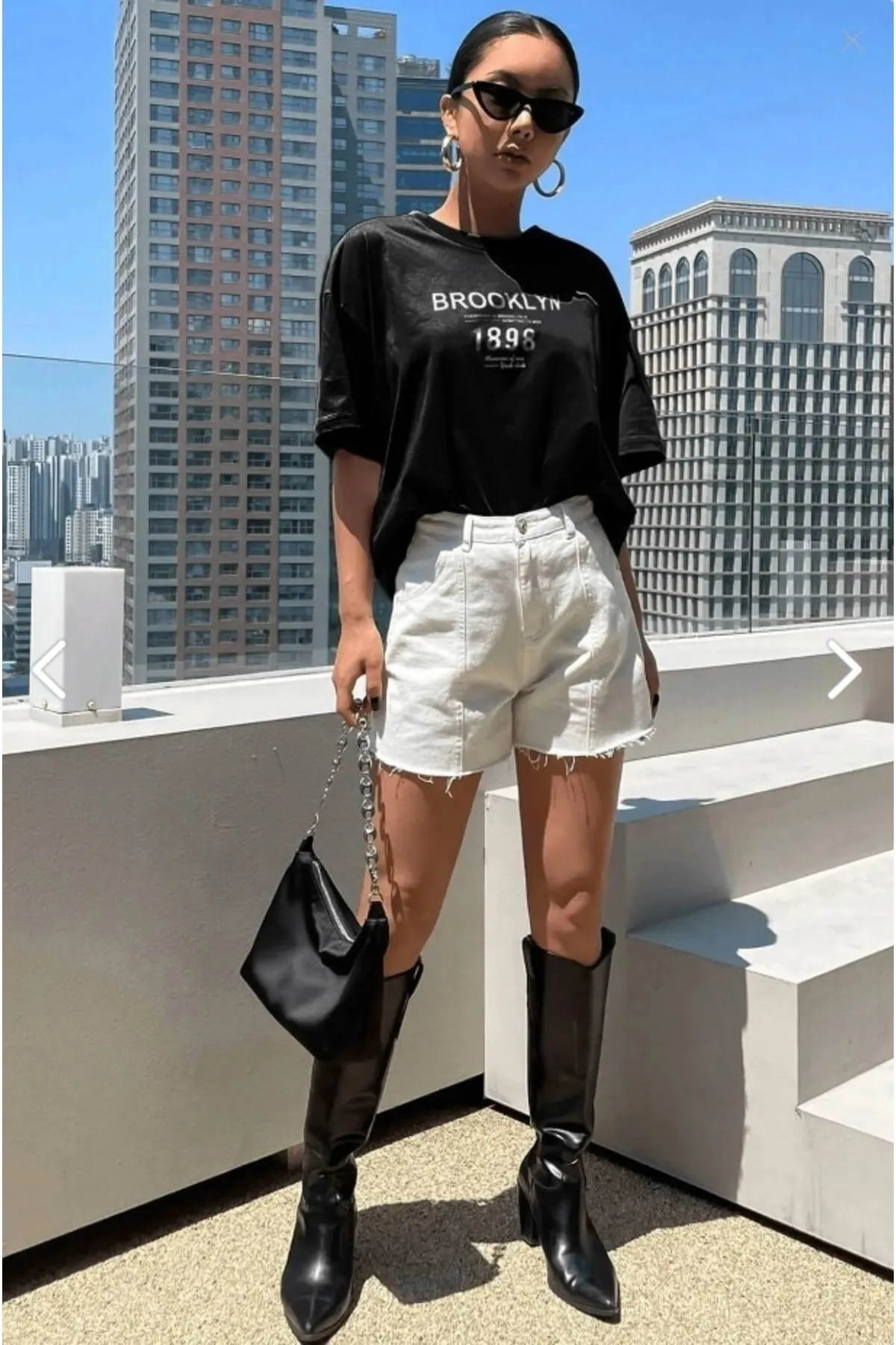 MOONBULL  Übergroßes schwarzes „Brooklyn-1898“-T-Shirt mit Rückendruck