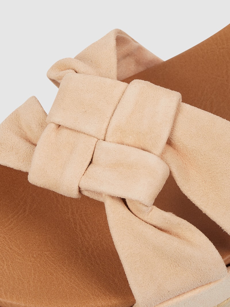 Sandalen mit Plateausohle Modell 'Neusch' in apricot
