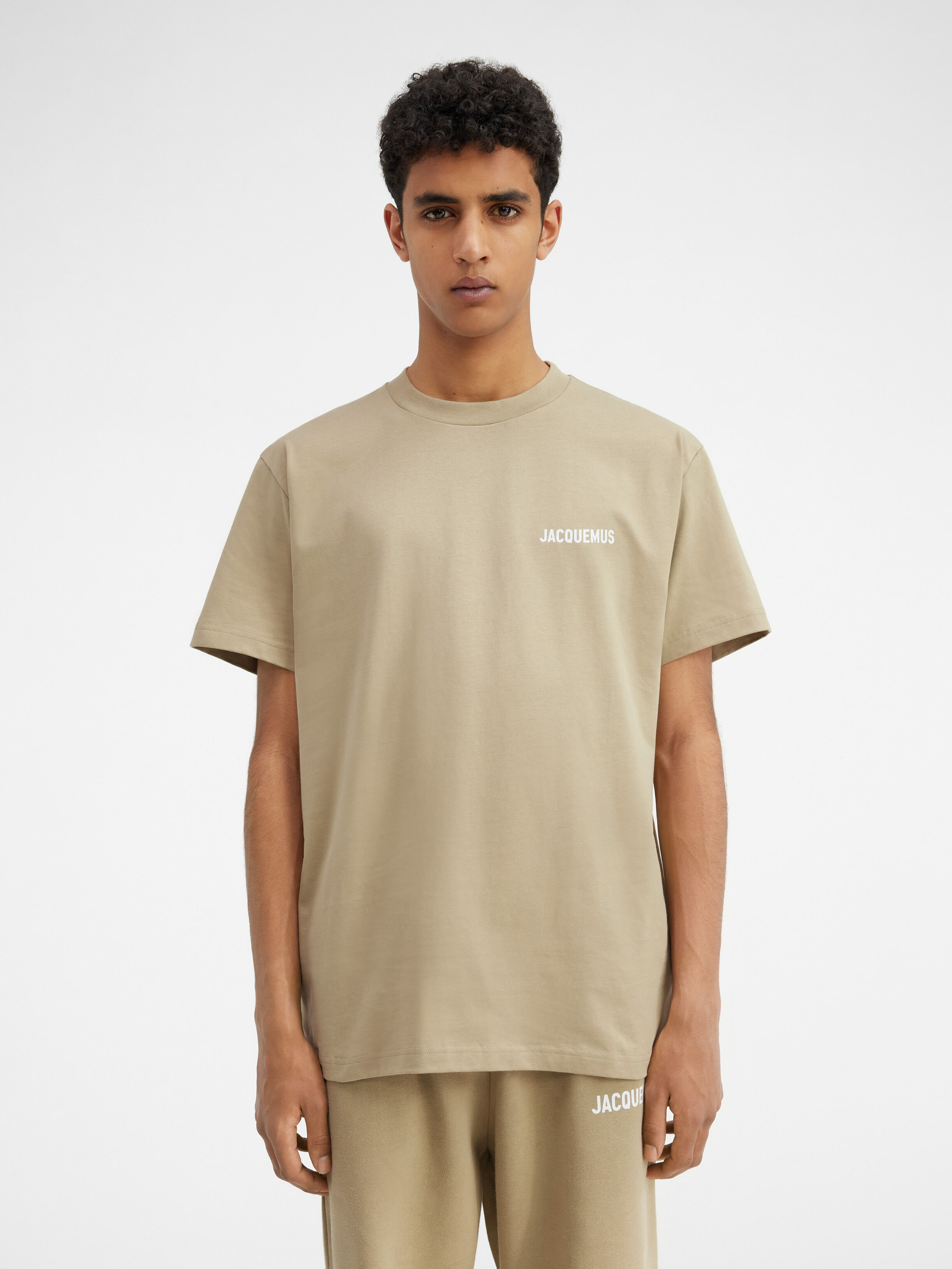 Le t-shirt Jacquemus