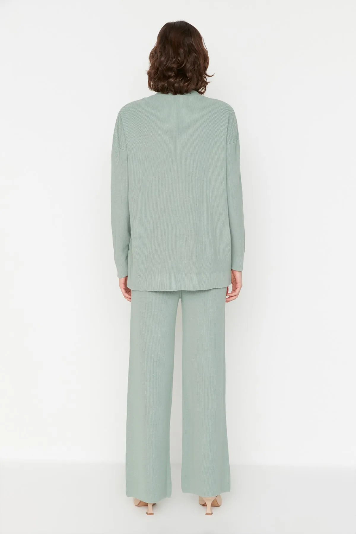 Trendyol Collection  Mintfarbenes Super-Oversize-Strickoberteil und -Unterteil-Set TWOAW23AU00001