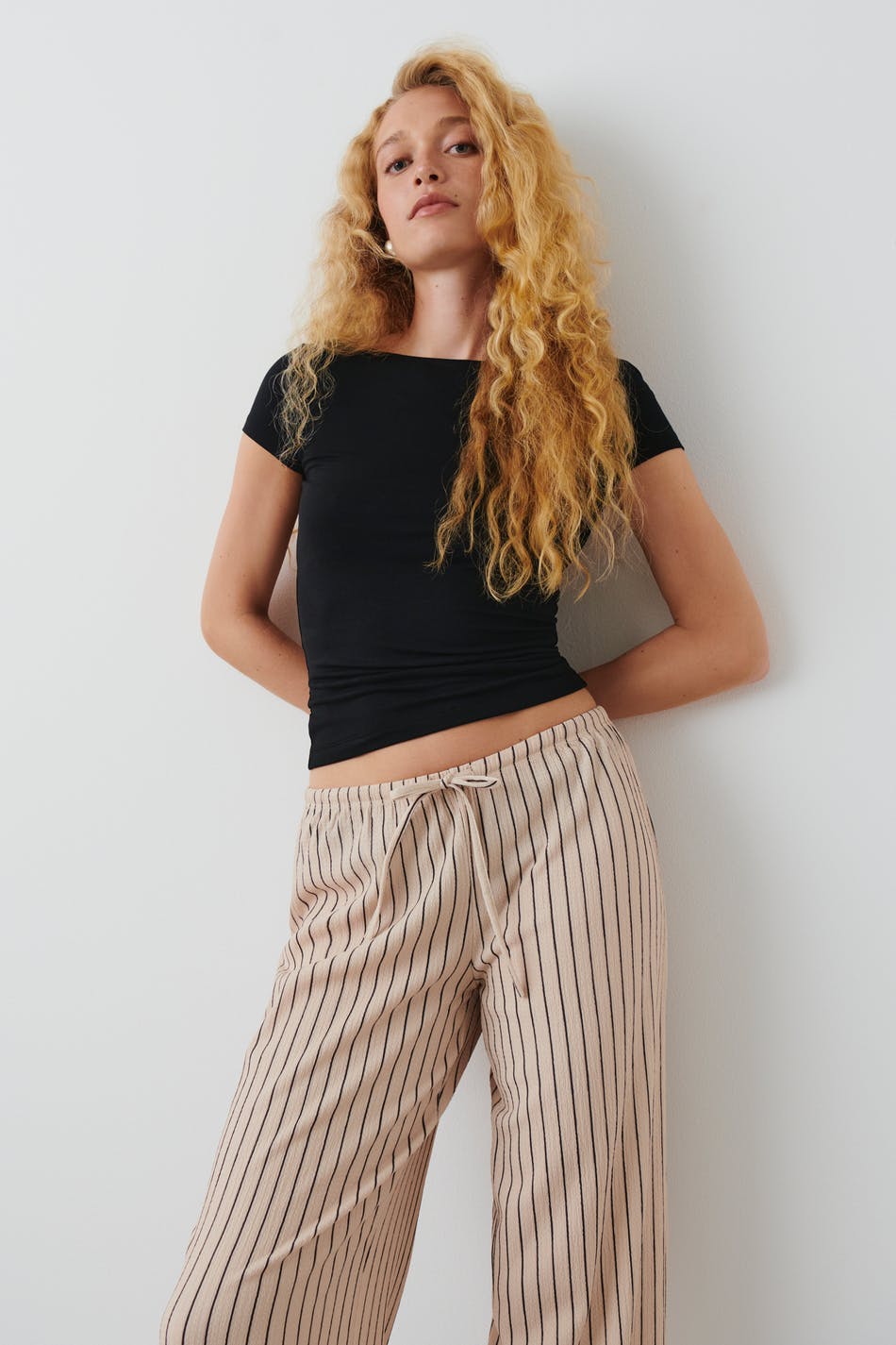 Wide low waist trousers