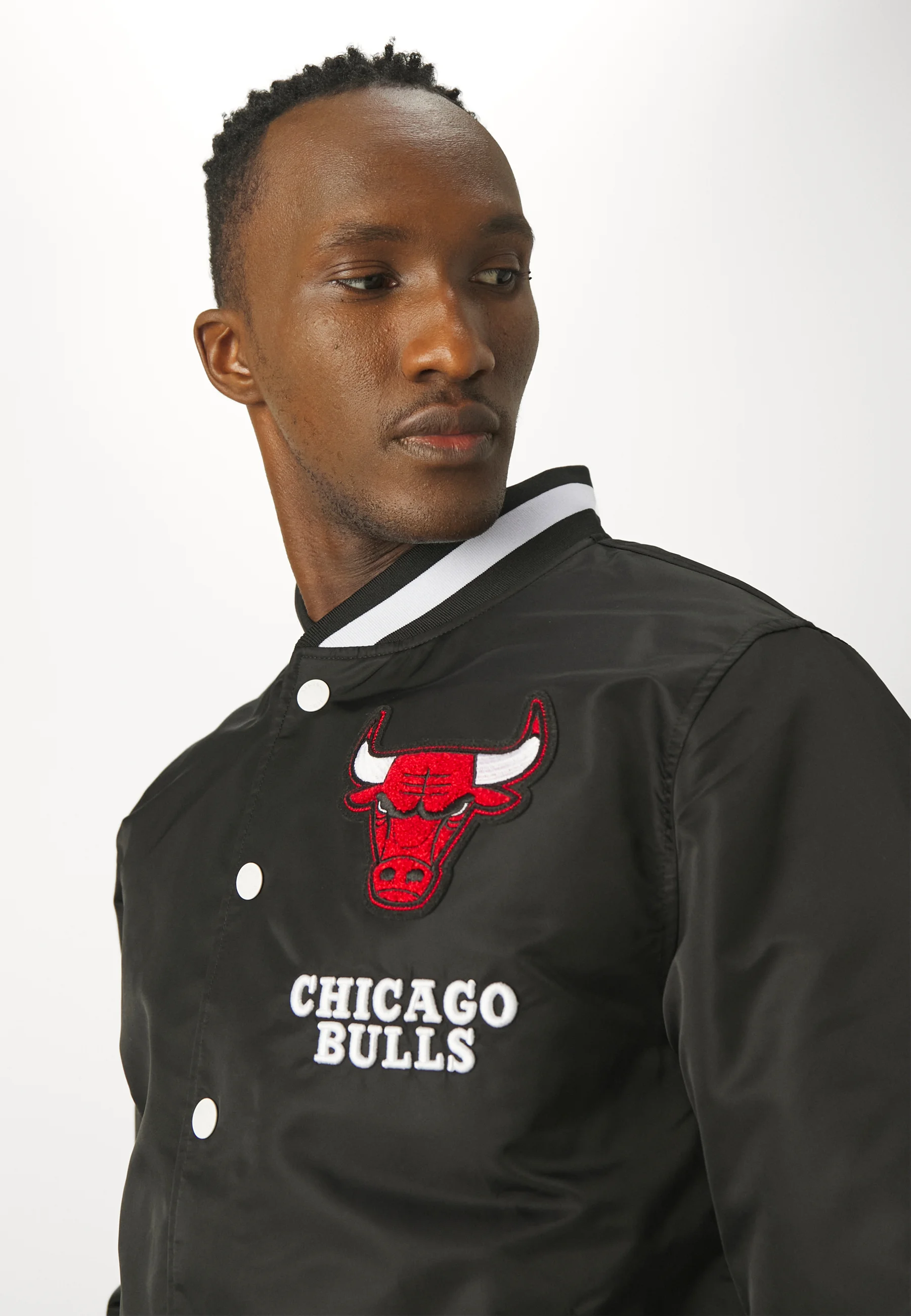 Chaqueta New Era NBA Chicago Bulls Logo Select - Equipo