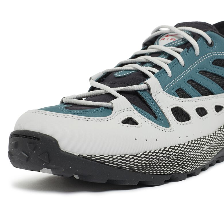 NIKE ACG Air Exploraid 