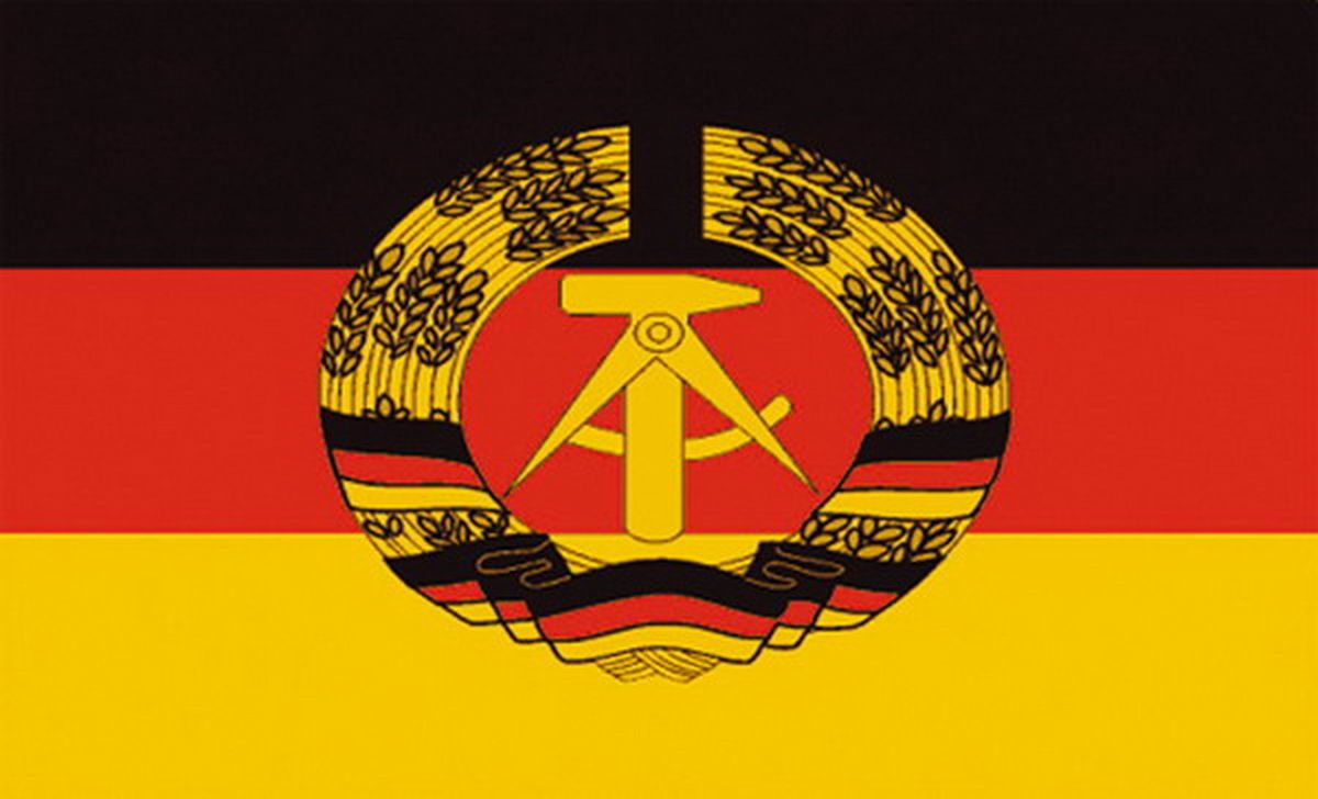 Flagge / Fahne 90x150 cm DDR
