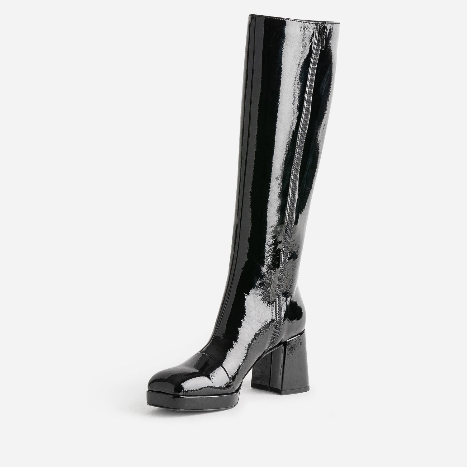 Botte noire éco-conçue vernie à bout carré