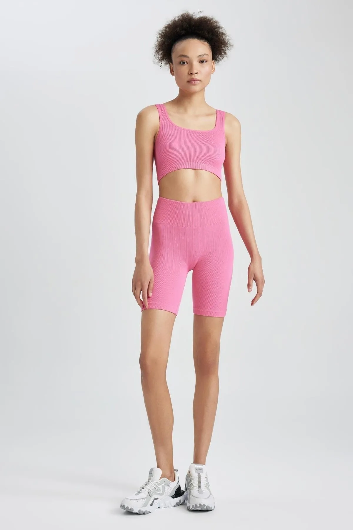 DeFacto  Fit Crop Top Rundhals Sport Bralet Athlete A7324ax23hs